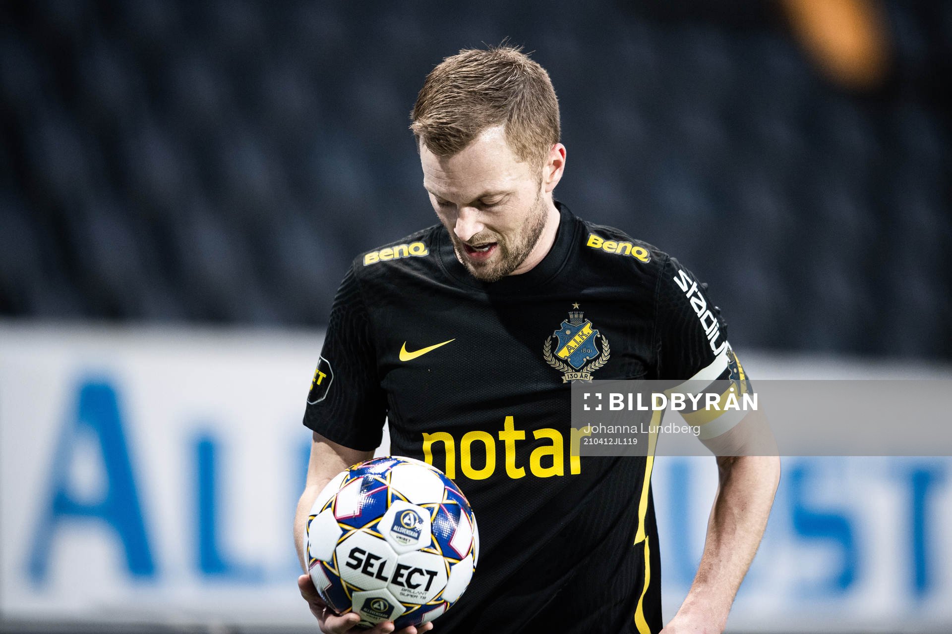 s Sebastian Larsson