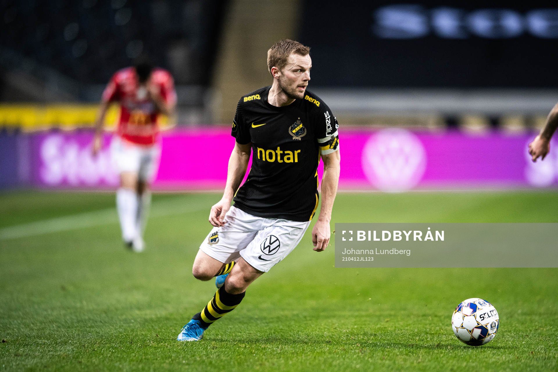 s Sebastian Larsson