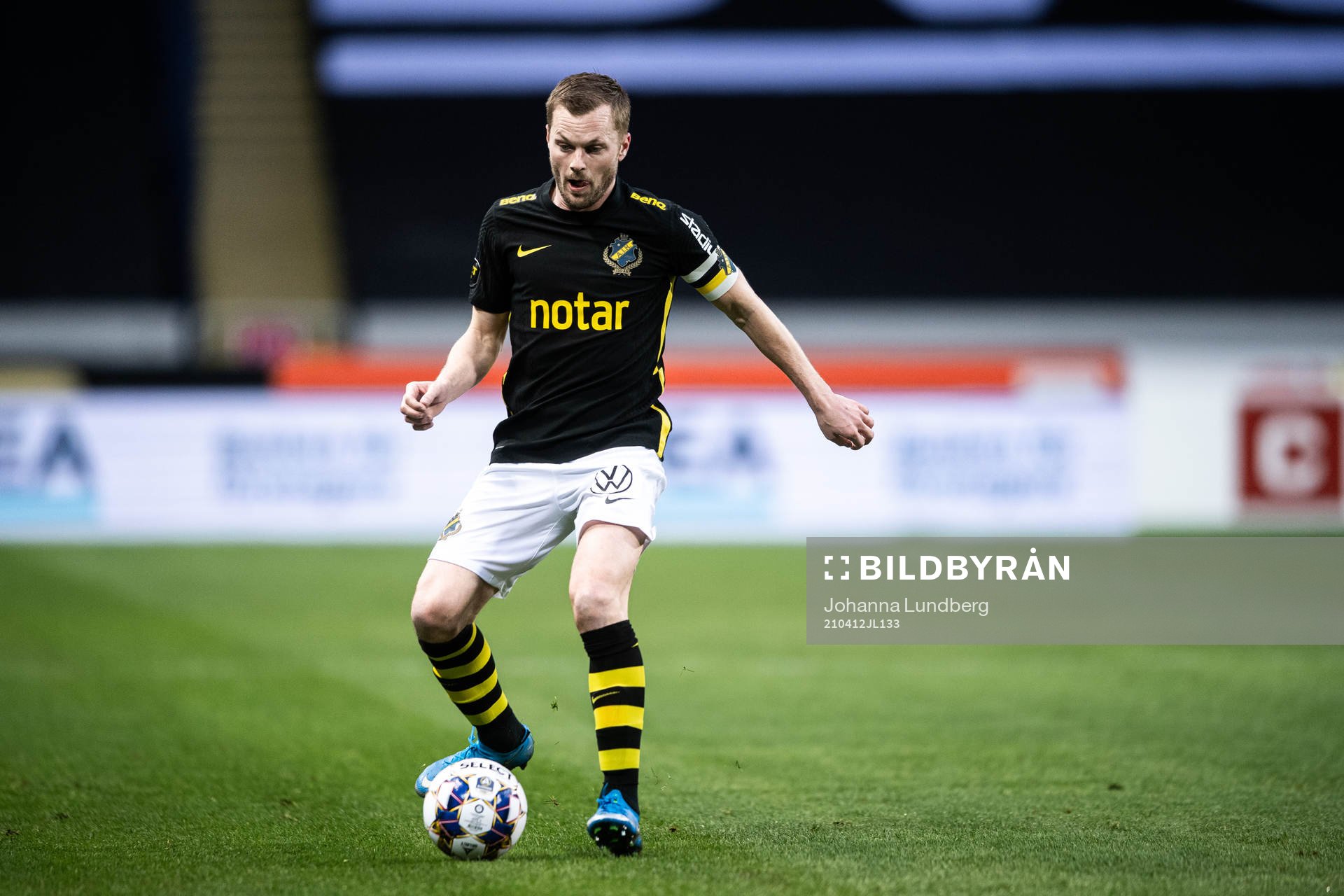 s Sebastian Larsson