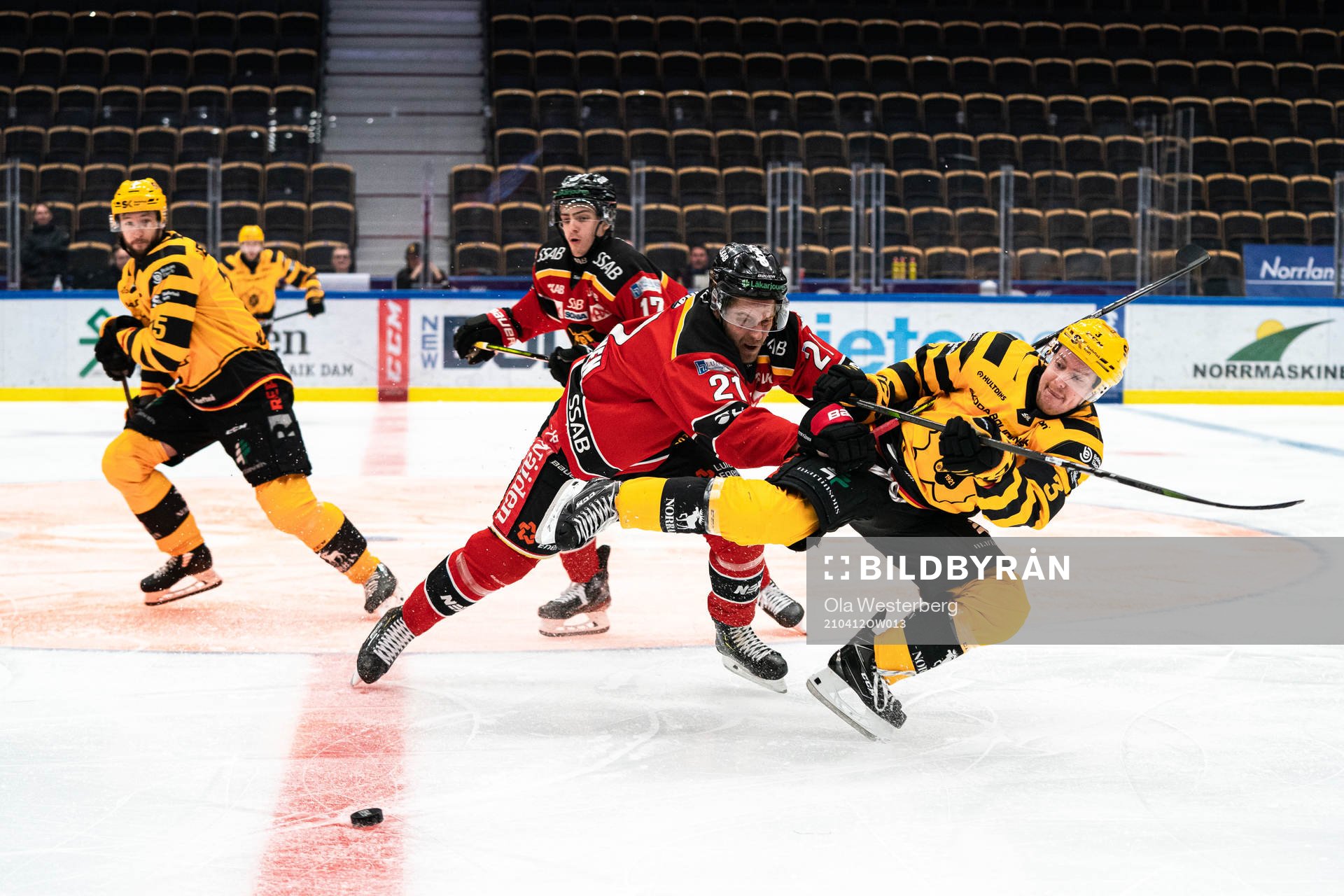 Luleås Juhani Tyrväinen och Skellefteås Niclas Burström
