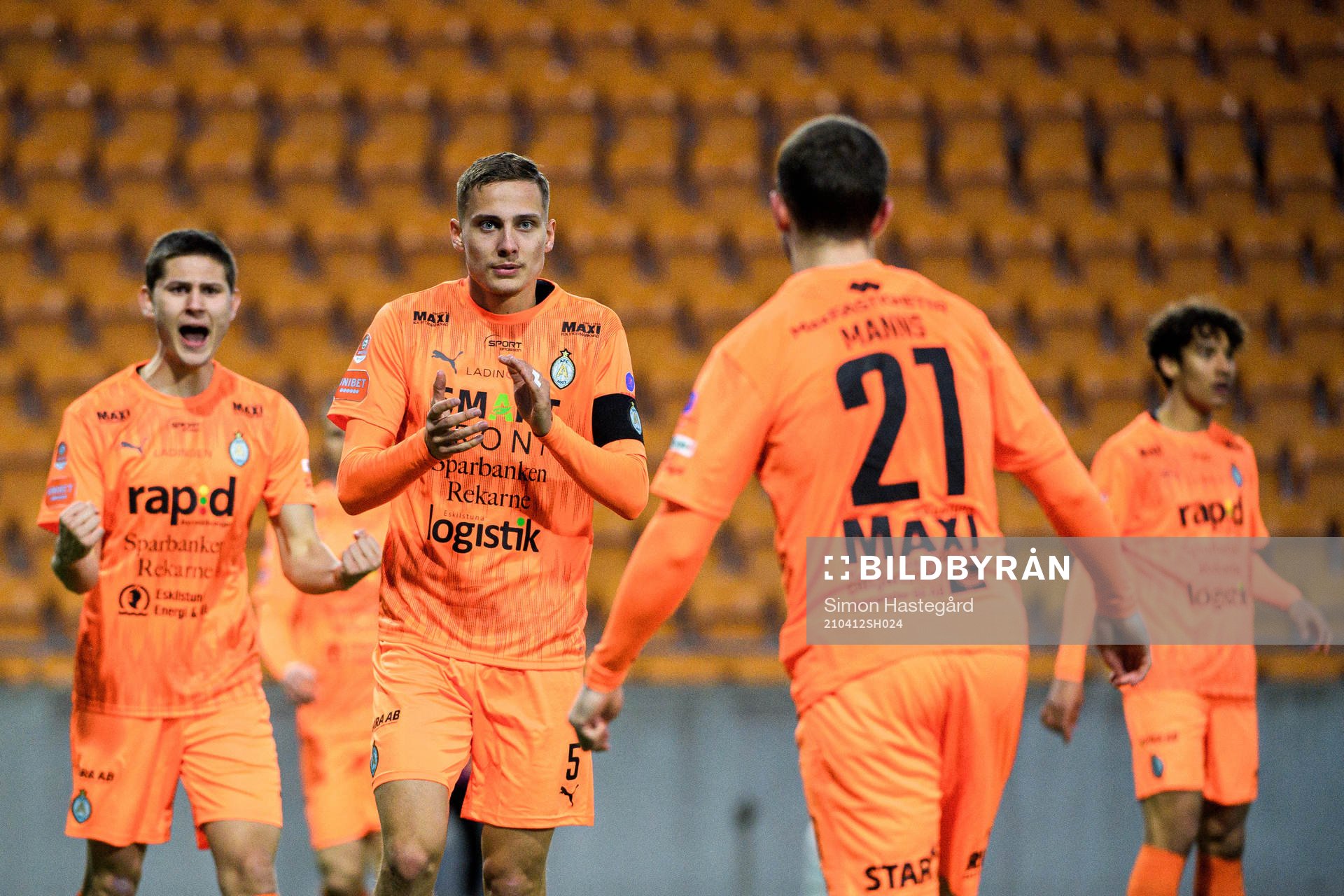 AFC Eskilstunas Pontus Rödin jublar
