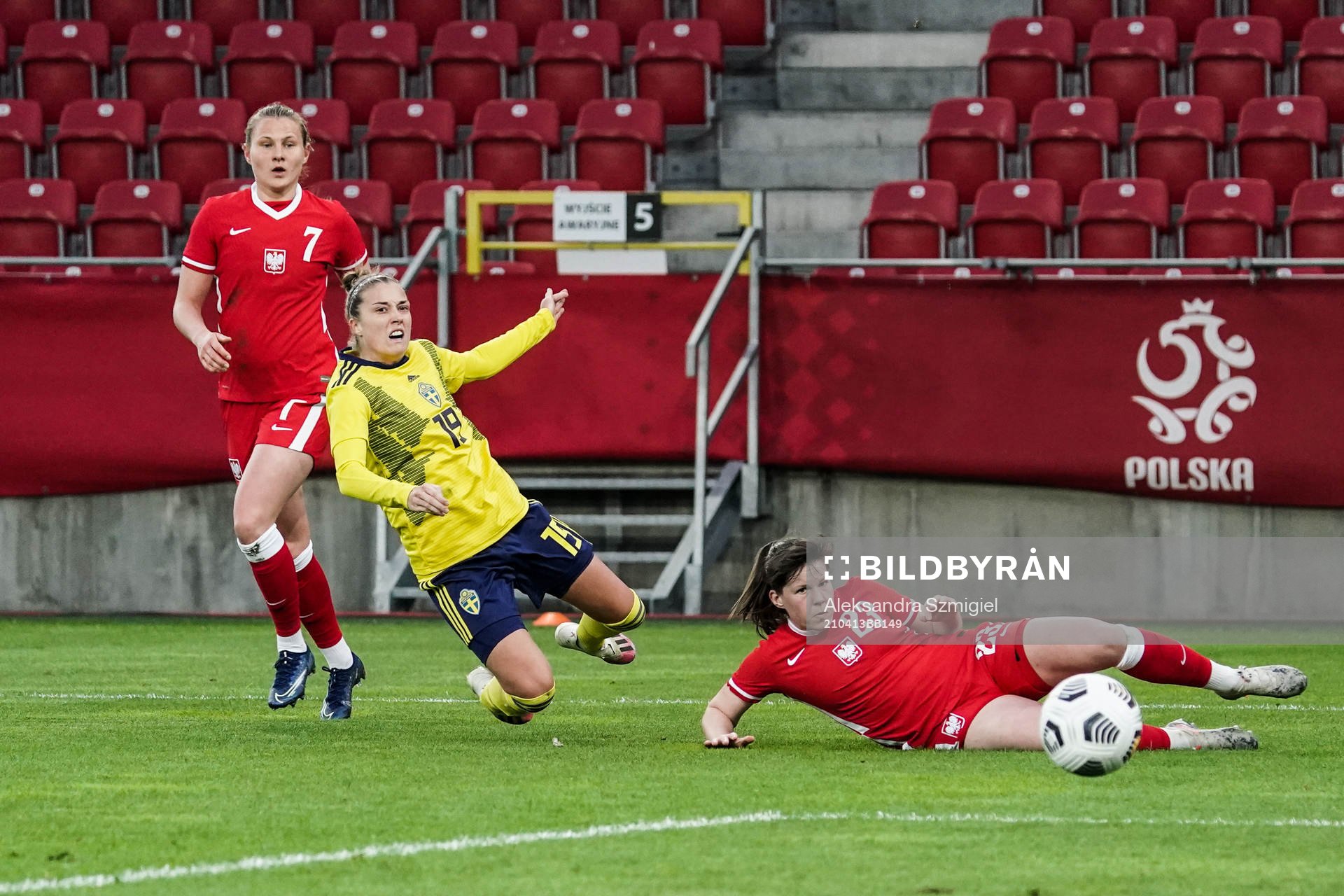 Małgorzata Mesjasz and Adrianna Achcińska of Poland
