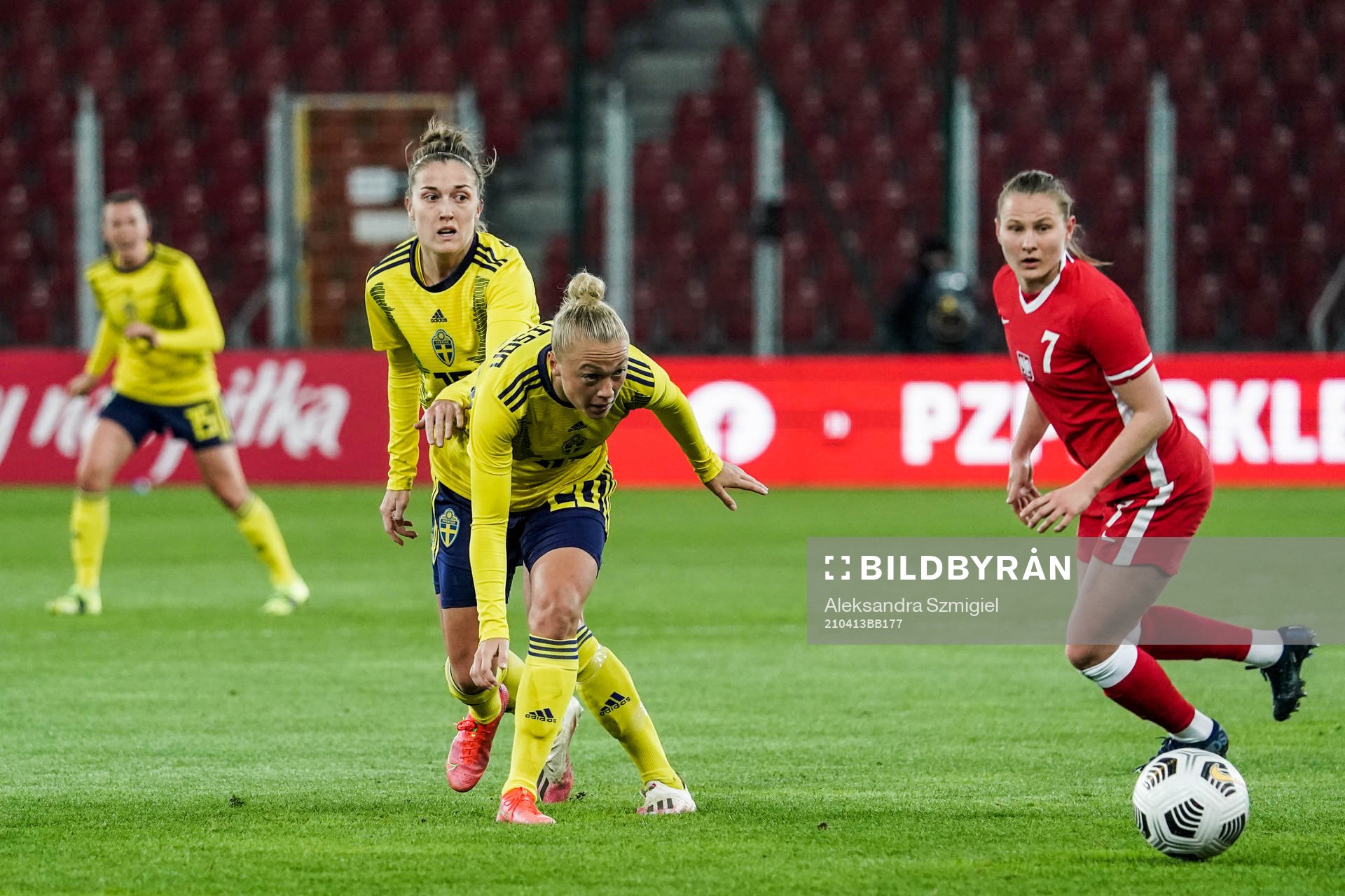 Filippa Angeldahl and Hanna Bennison of Sweden and