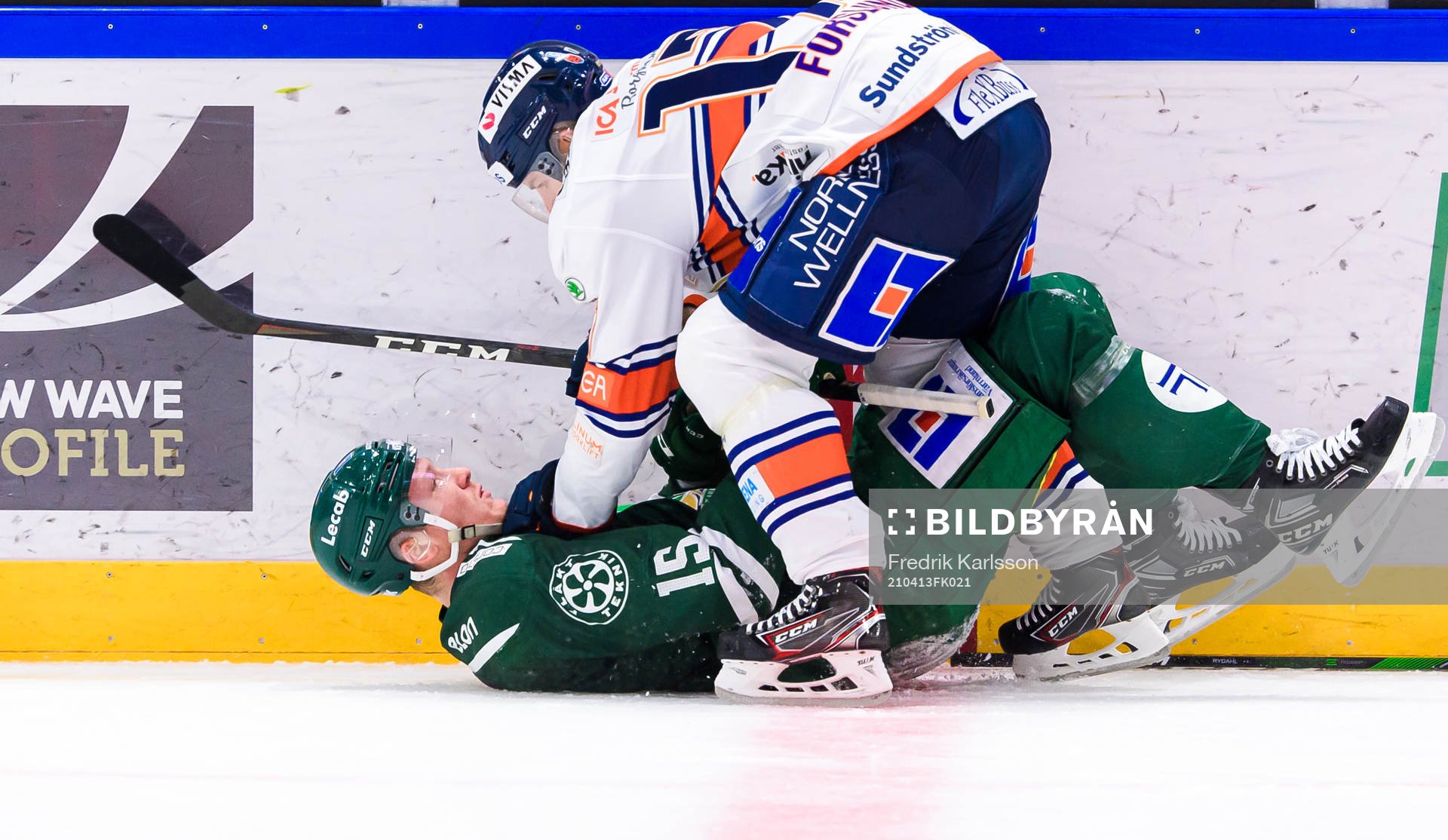 Färjestads Gustav Rydahl och Växjös Emil Forslund
