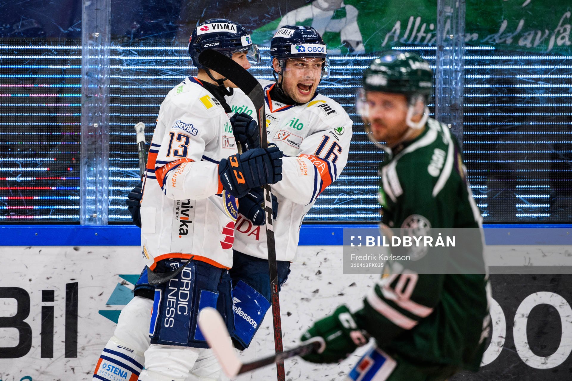 Växjös Jack Drury och Brendan Gaunce jublar