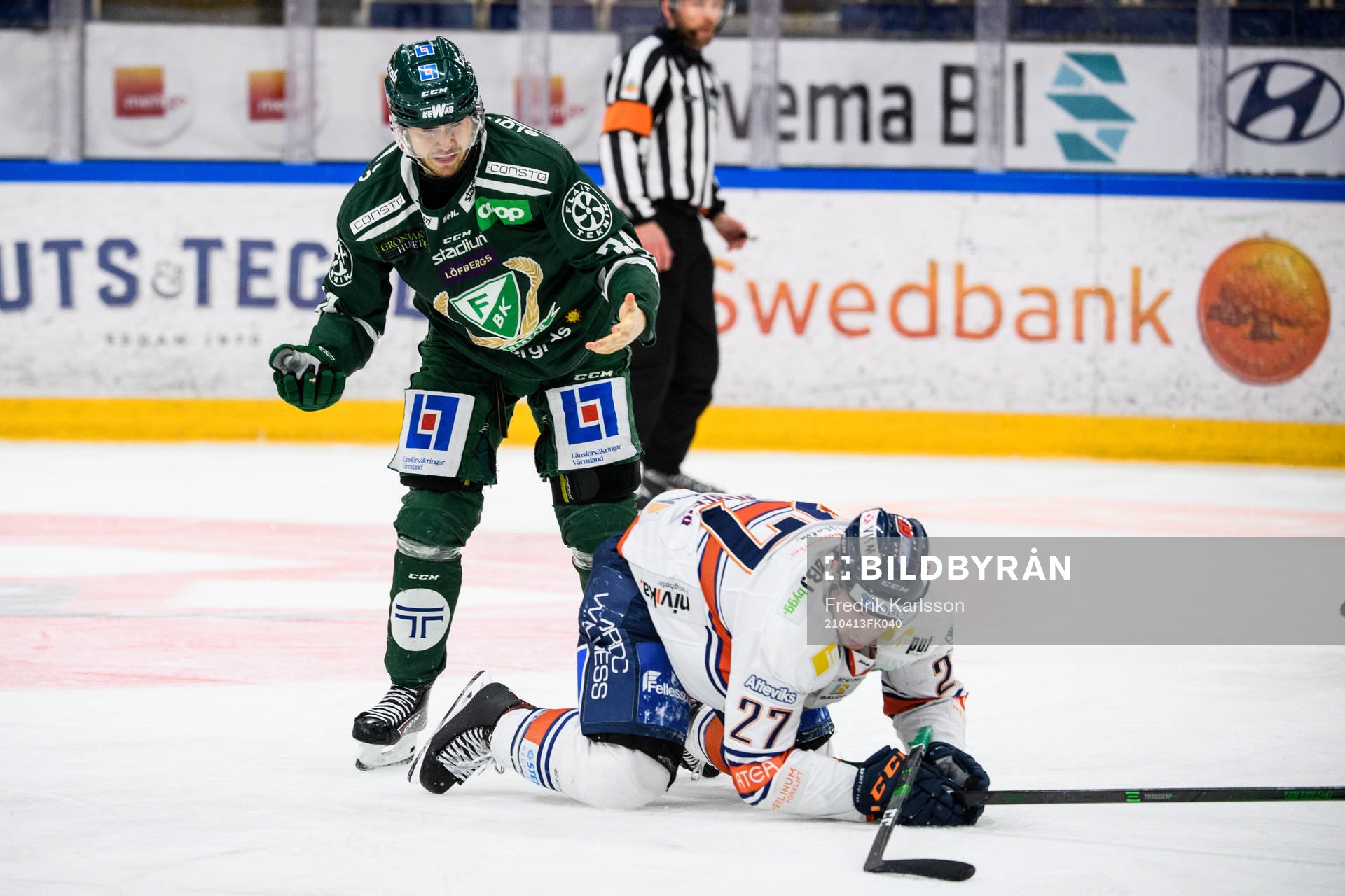 Färjestads Michael Lindqvist och Växjös Martin Lundberg