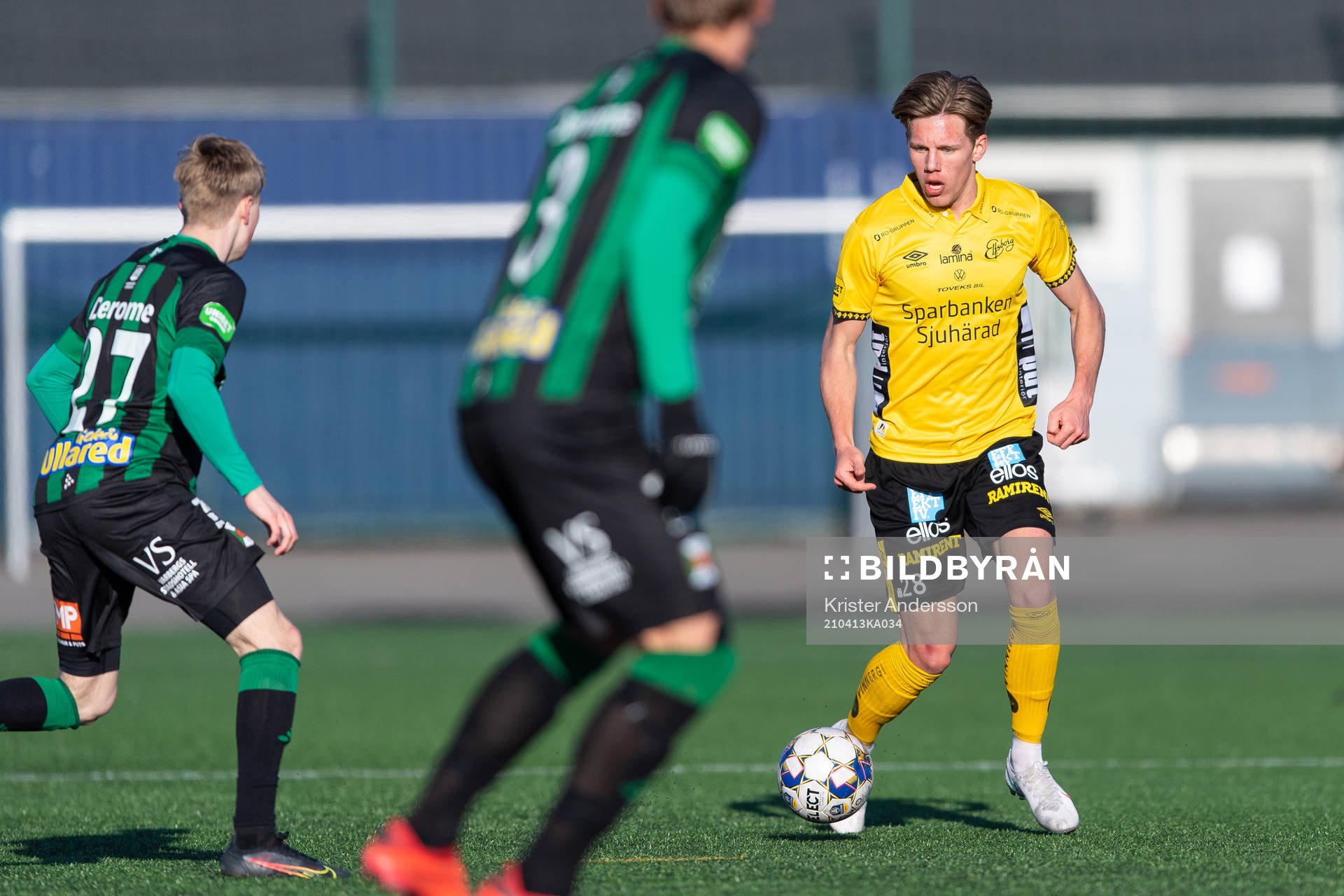 Elfsborgs Noah Söderberg under fotbollsmatchen i U21 Allsvenskan Mellersta mellan Varberg och Elfsborg den 13 april 2021 i Varberg.