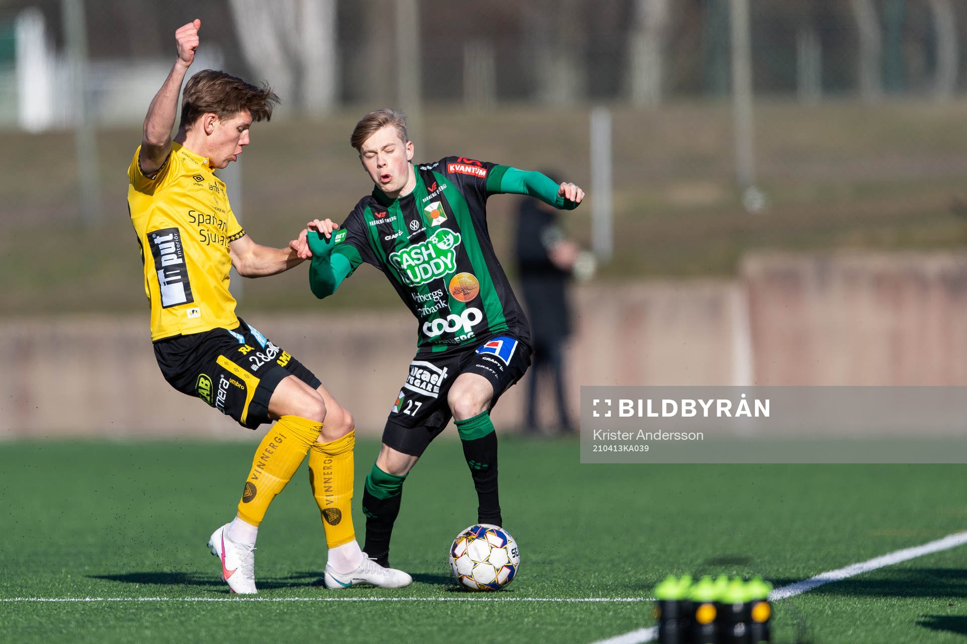 Elfsborgs Noah Söderberg och Varbergs Gustav Nordh