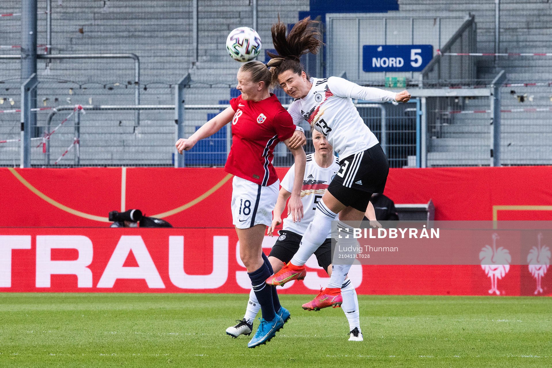 Sara Däbritz of Germany and Frida Maanum of Norway during the international friendly football match between Germany and Norway on April 13, 2021 in Wiesbaden.