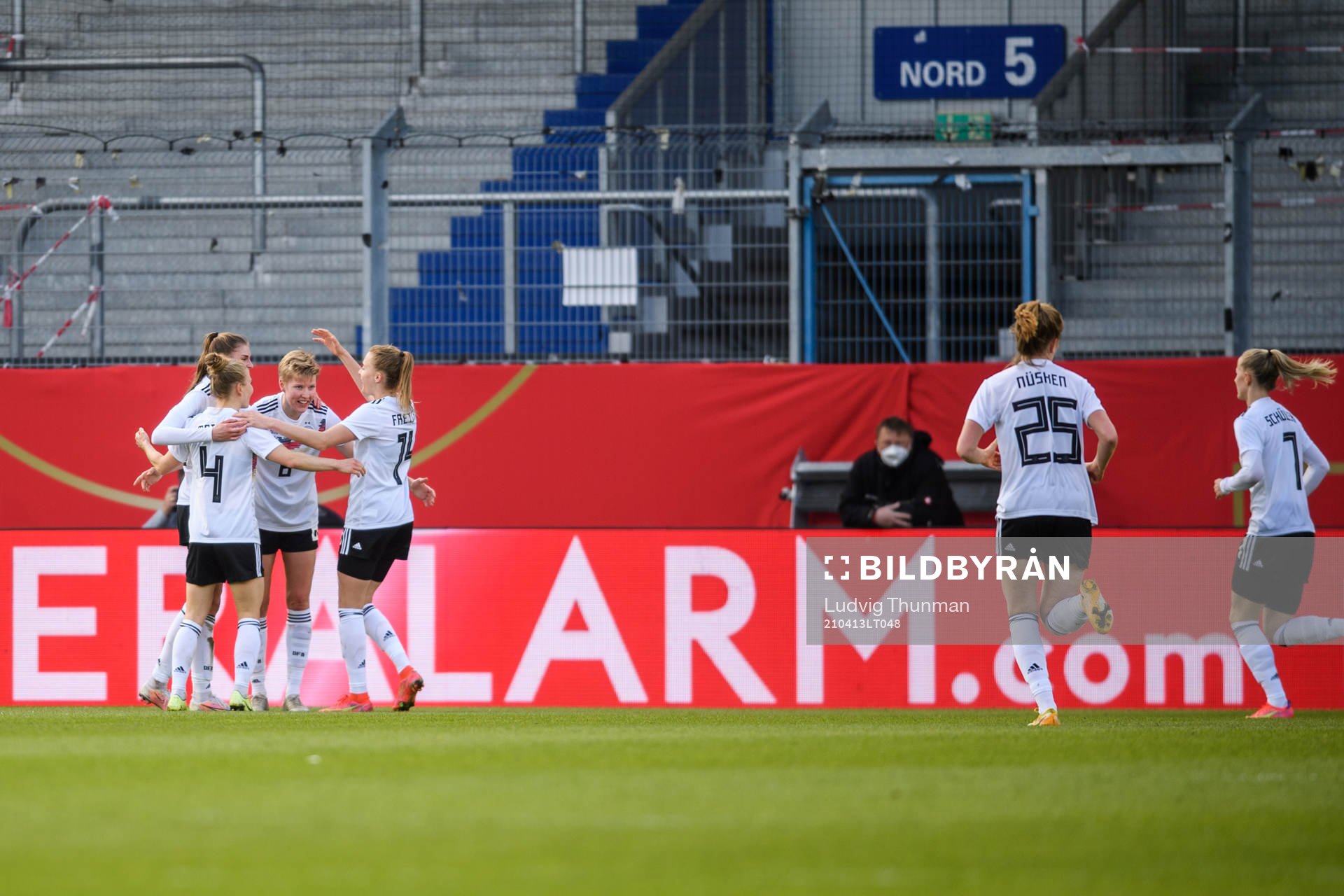 Paulina Krumbiegel of Germany celebrate with teammates after scoring 3-1 during the international friendly football match between Germany and Norway on April 13, 2021 in Wiesbaden.