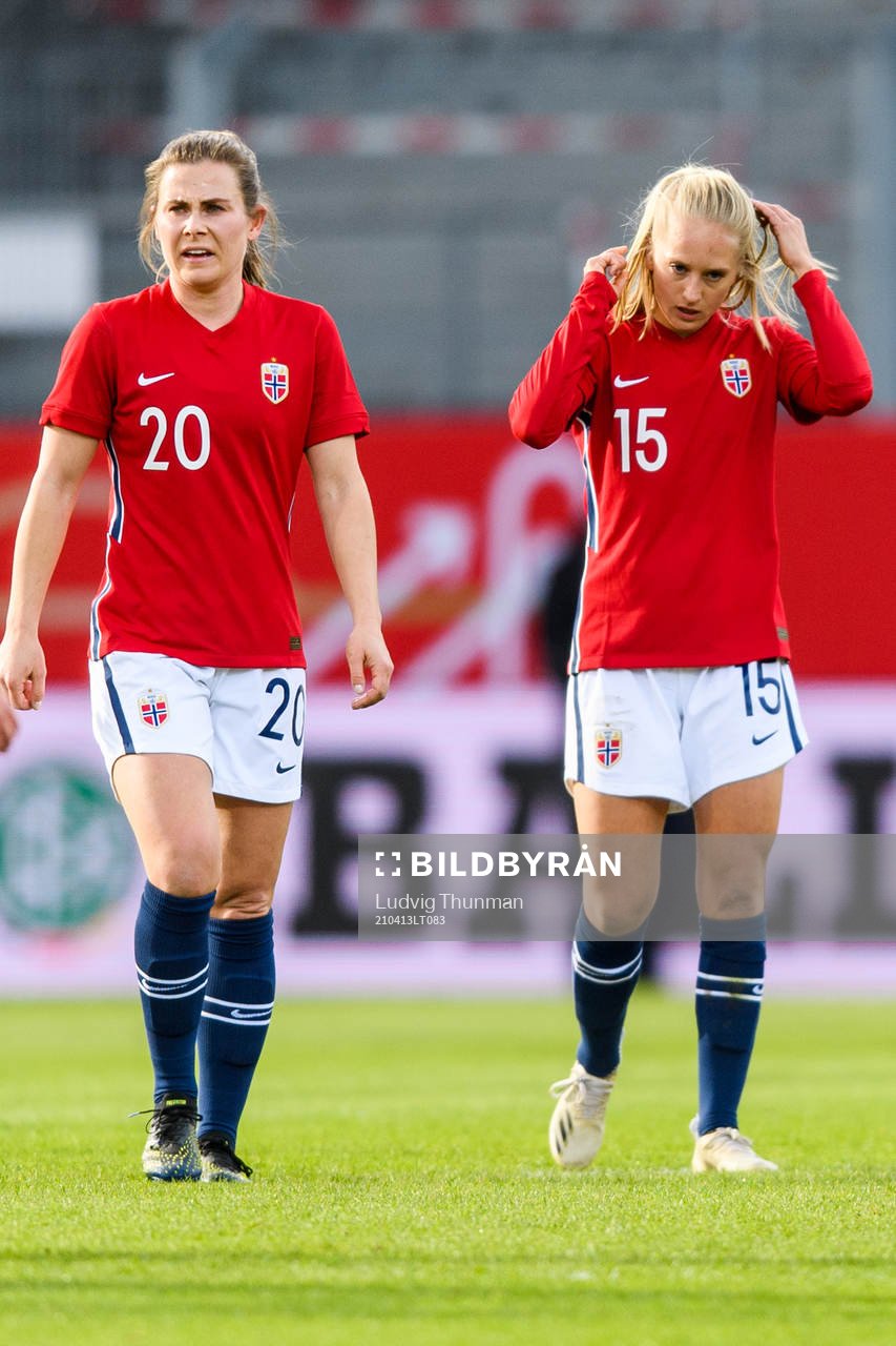 Emilie Bosshard Haavi and Amalie Vevle Eikeland of Norway