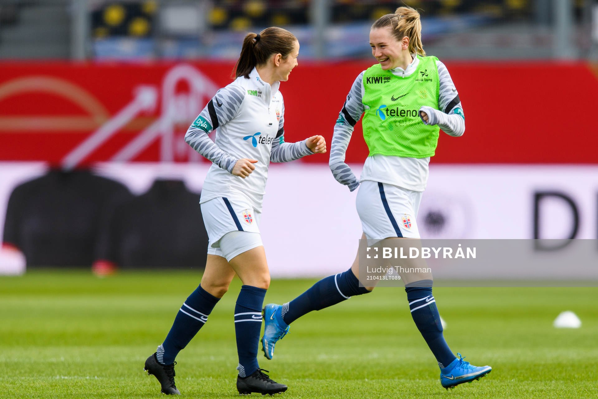 Tuva Hansen and Frida Maanum of Norway