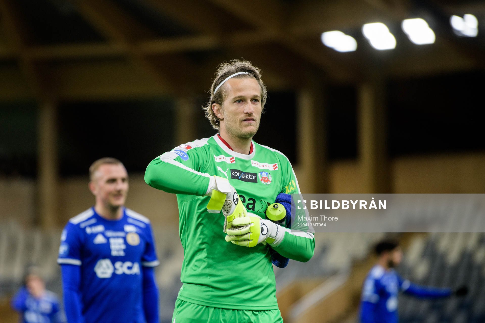 Helsingborgs målvakt Anders Lindegaard deppar