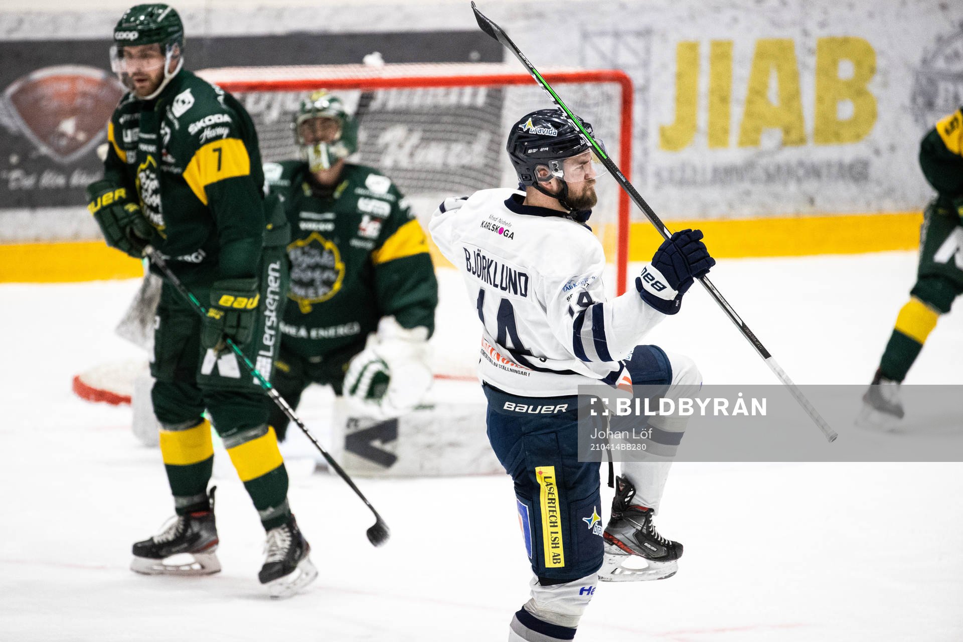 Karlskogas Henrik Björklund jublar