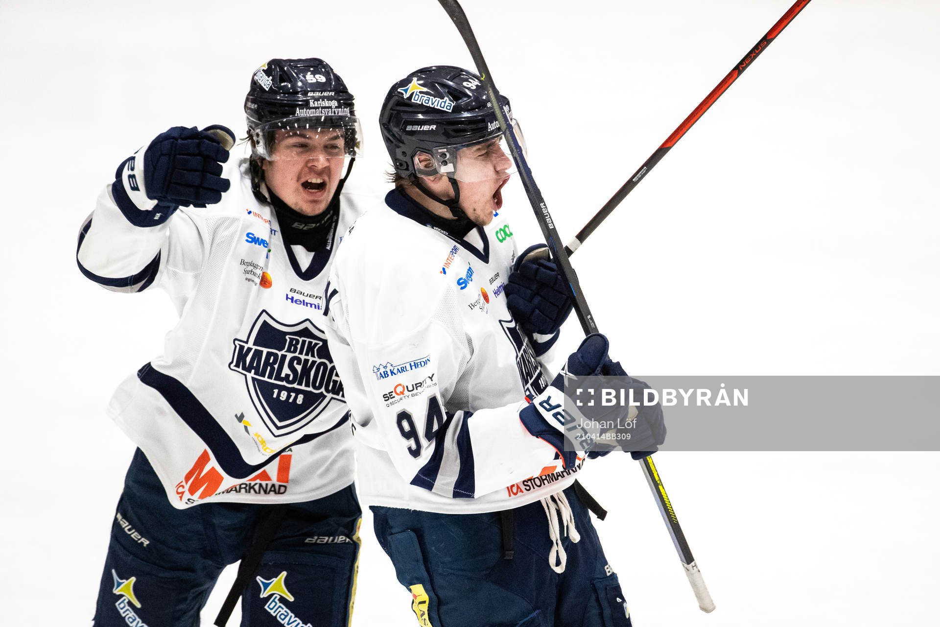 Karlskogas Linus Karlsson jublar