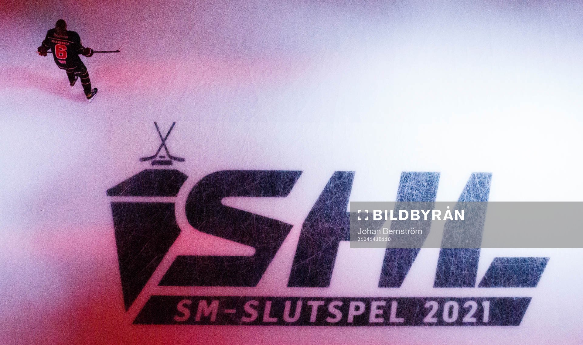 Örebros Stefan Warg åker över SHL SM-Slutspels-logotypen