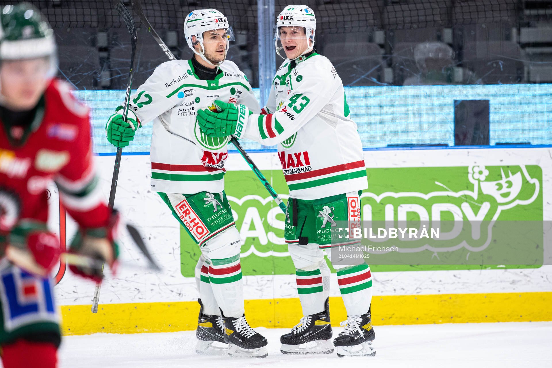 Rögles Olli Palola jublar