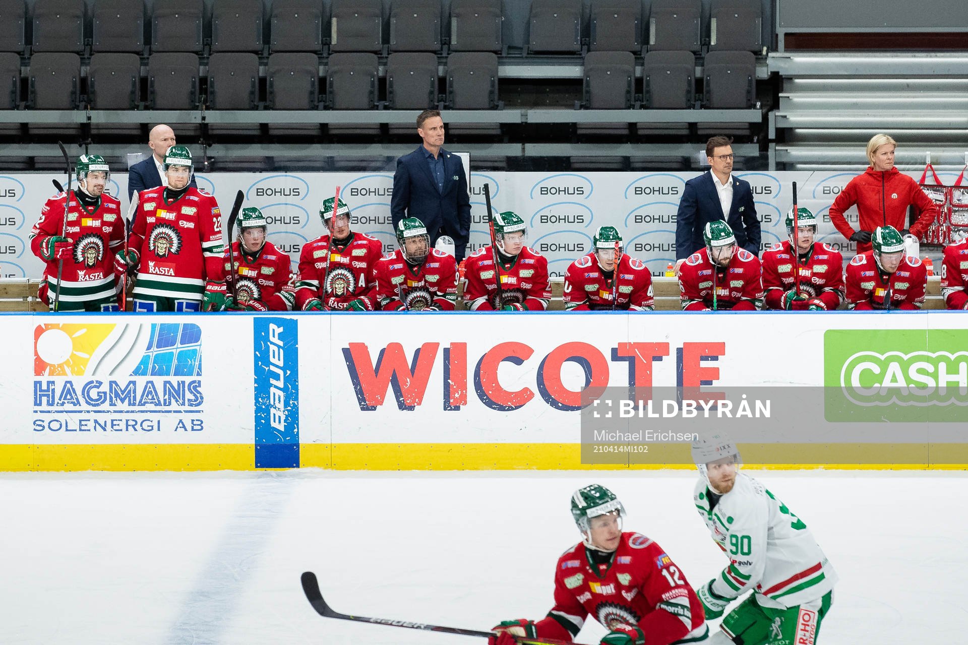 Frölundas bås i slutet av kvartsfinal fyra i SHL mellan