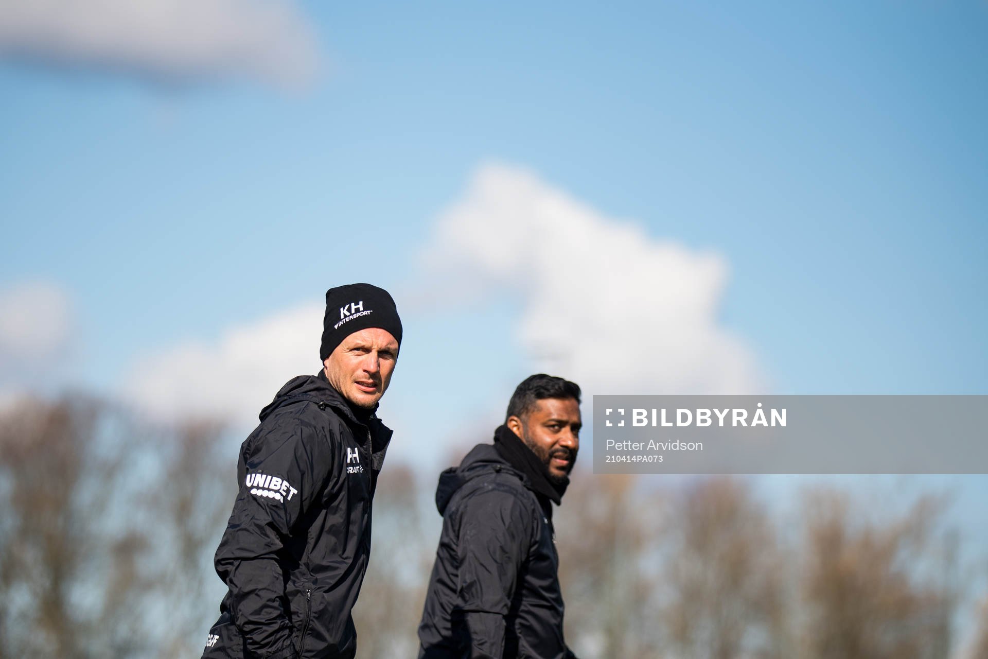 Tränare Kristian Haynes och assisterande tränare Alexander Tengryd under en träning med Trelleborg den 14 april 2021 i Trelleborg. 