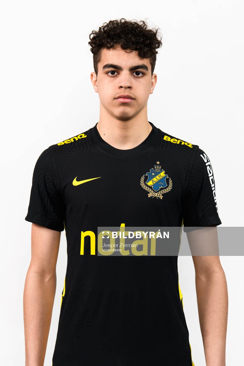 s Yasin Ayari