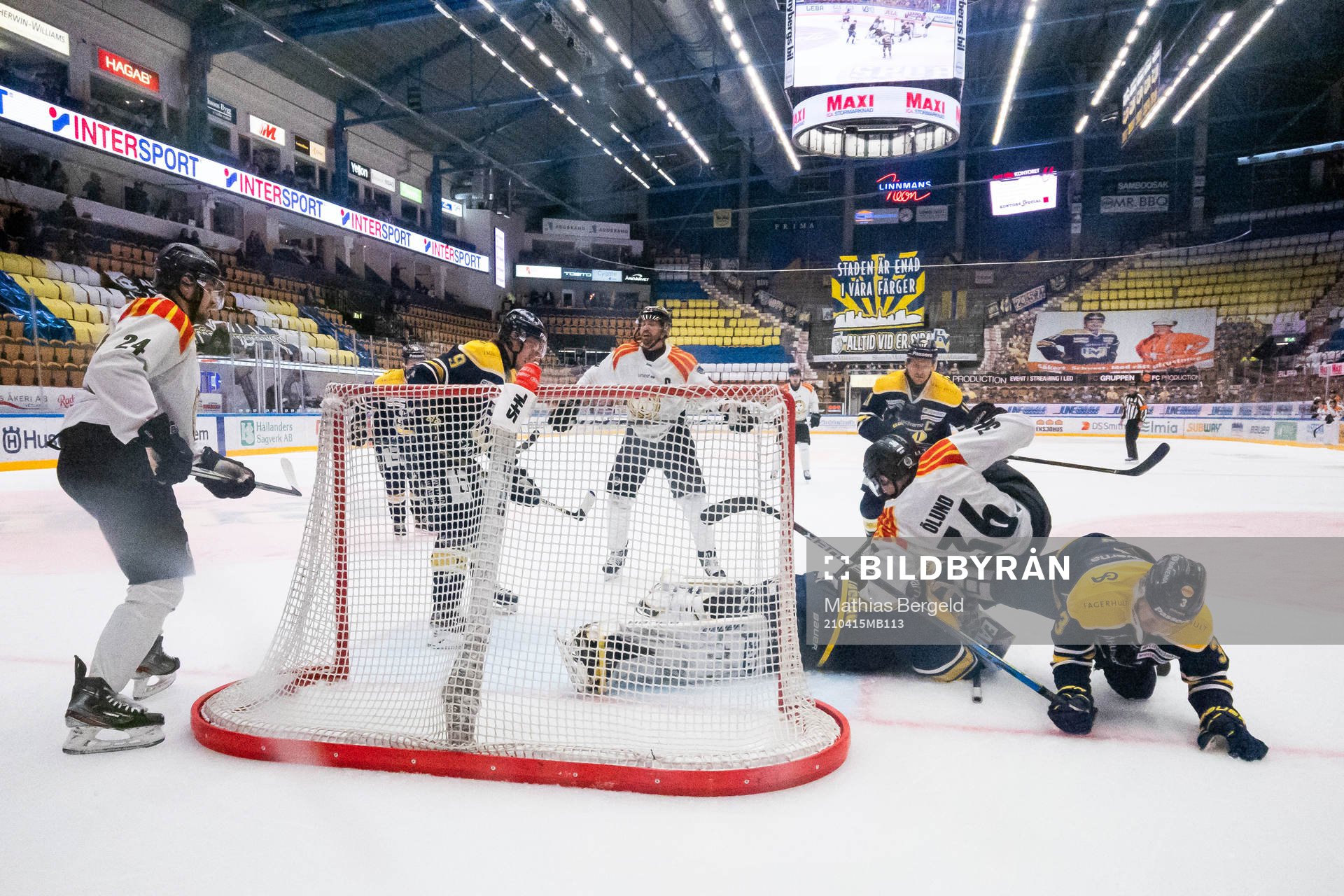 s målvakt Jonas Gunnarsson och Daniel Bertov
