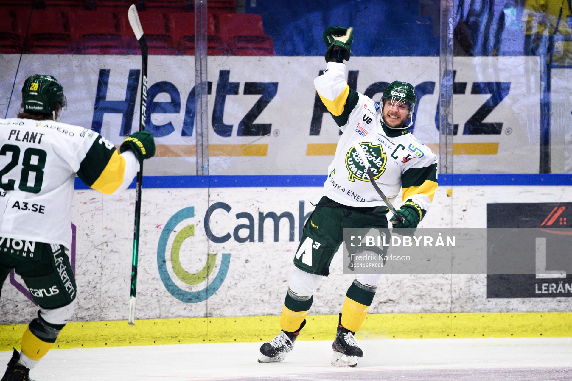 Björklövens Fredric Andersson jublar