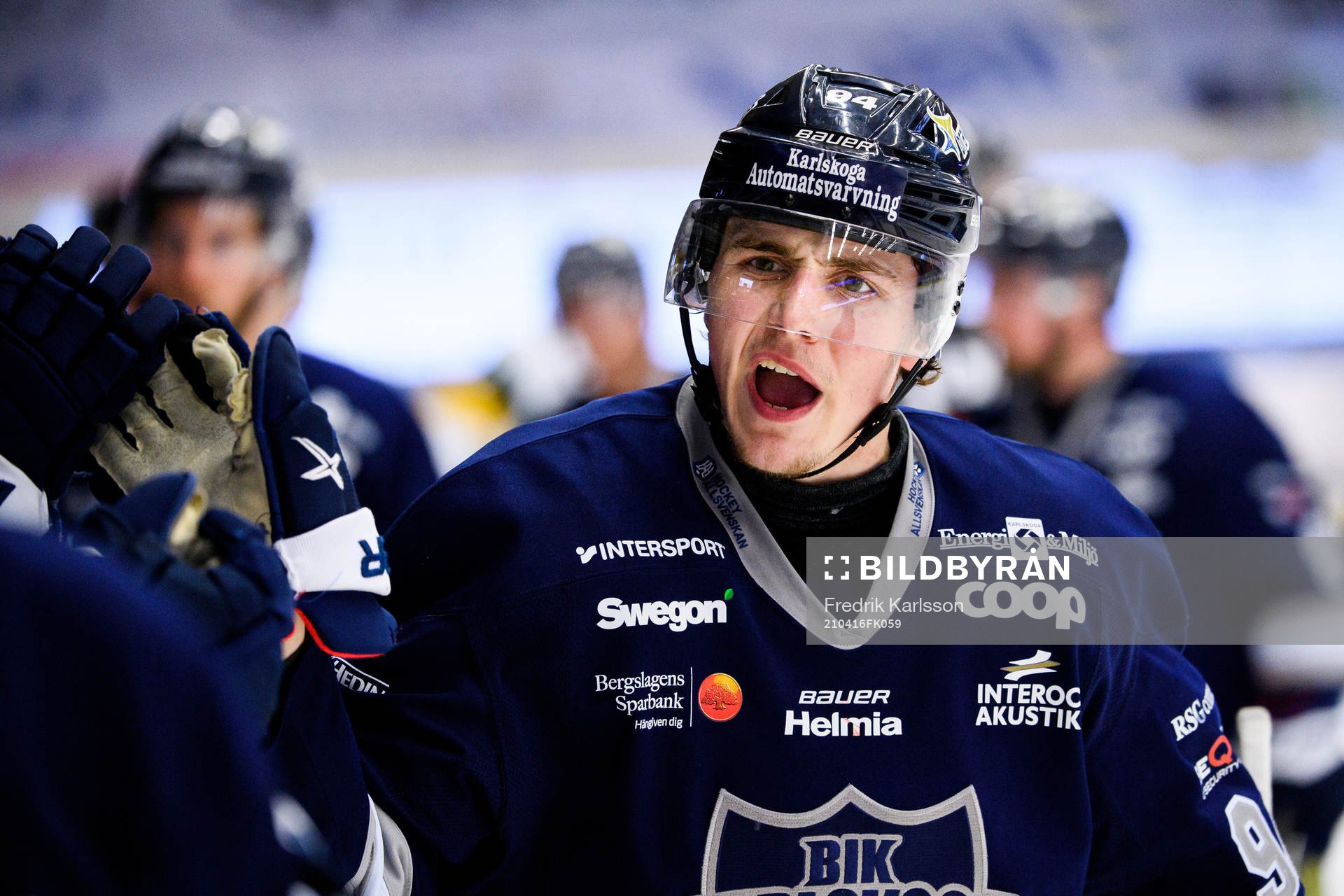 Karlskogas Linus Karlsson jublar