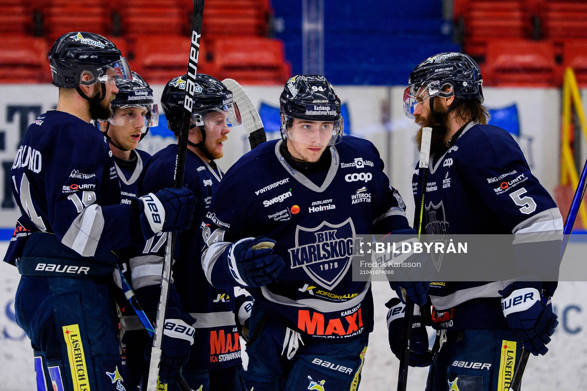 Karlskogas Linus Karlsson jublar