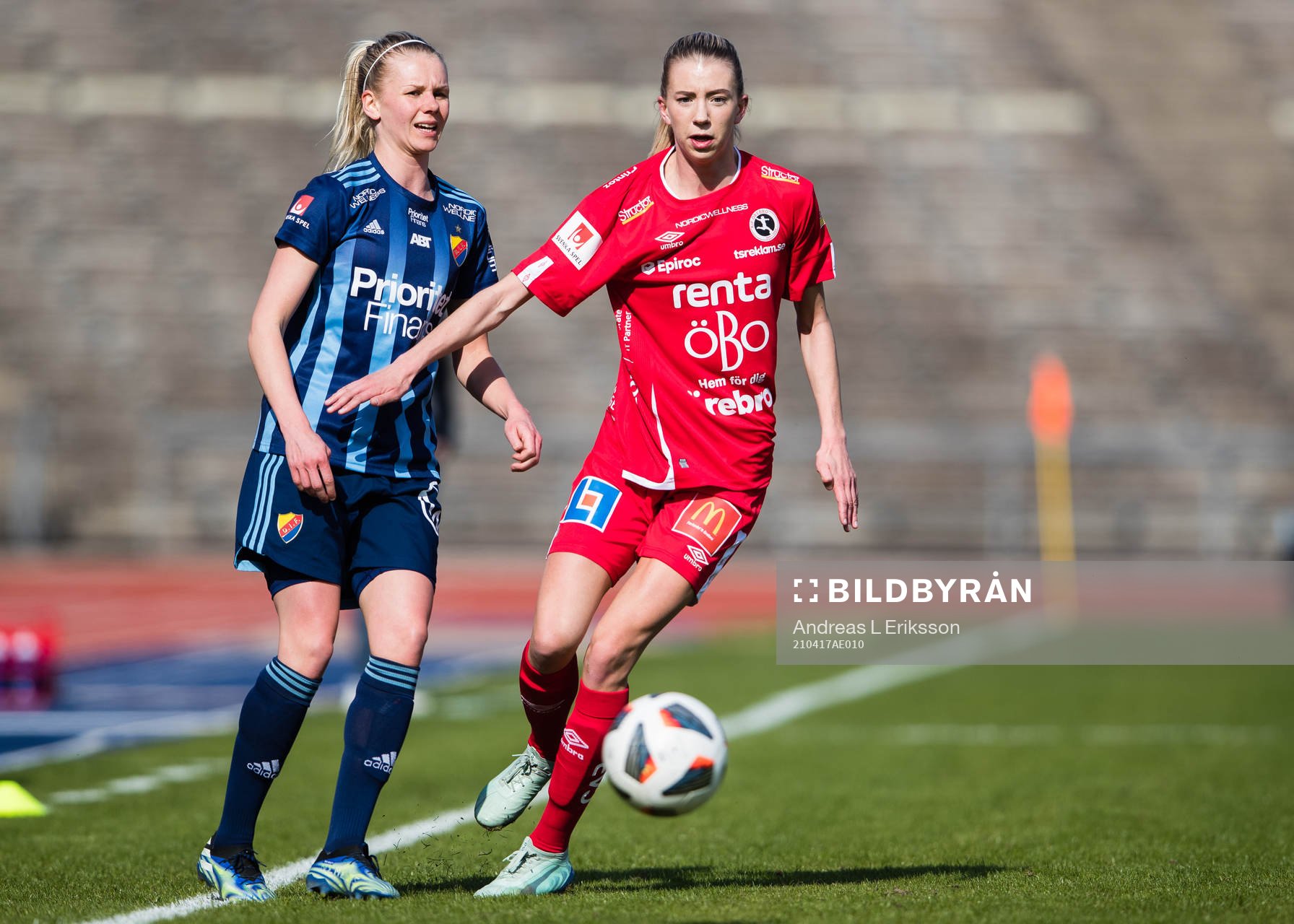 Djurgårdens Nellie Lilja och Örebros Wilma Öhman