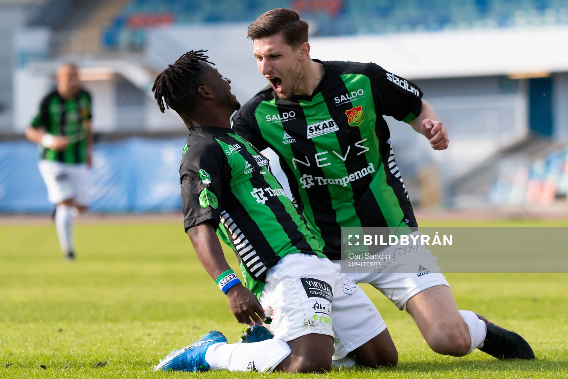 GAIS Michael Kargbo och Adnan Maric jublar