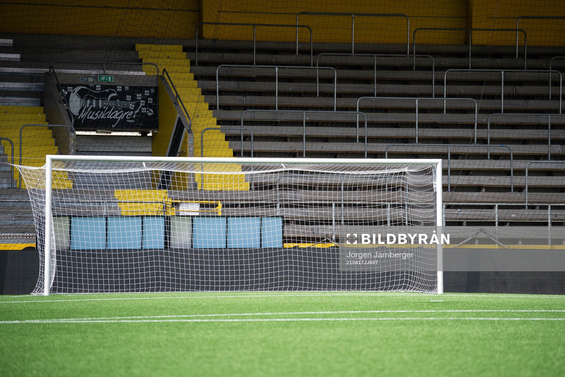 Ett fotbollsmål under en träning med Elfsborg den 17 april 2021 i Borås. 