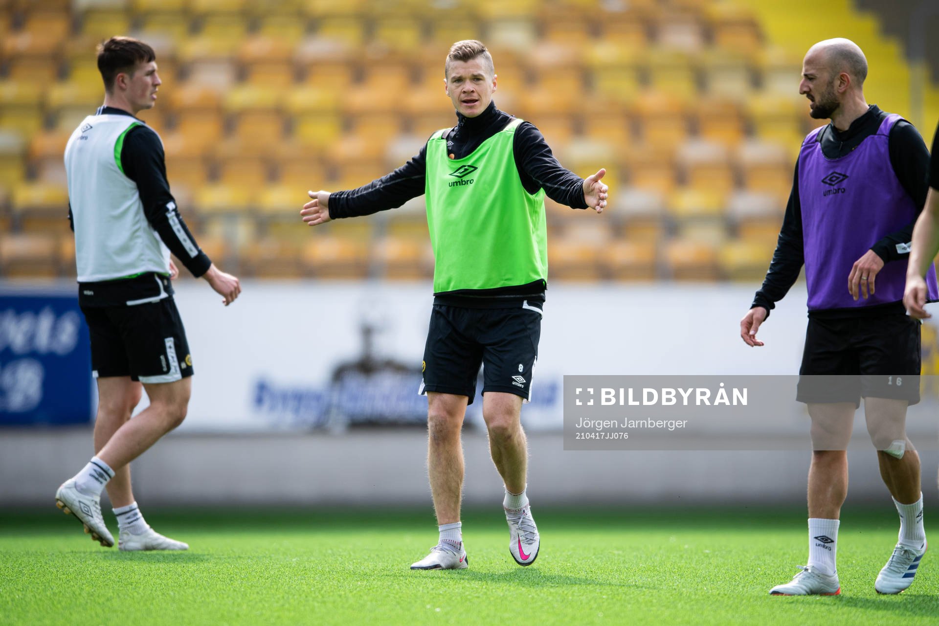 Samuel Holmén under en träning med Elfsborg den 17 april 2021 i Borås. 