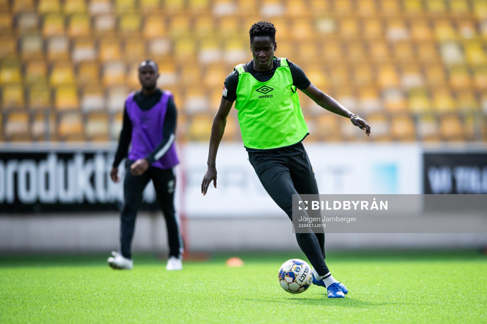 Joseph Stanley Okumu under en träning med Elfsborg den 17 april 2021 i Borås. 
