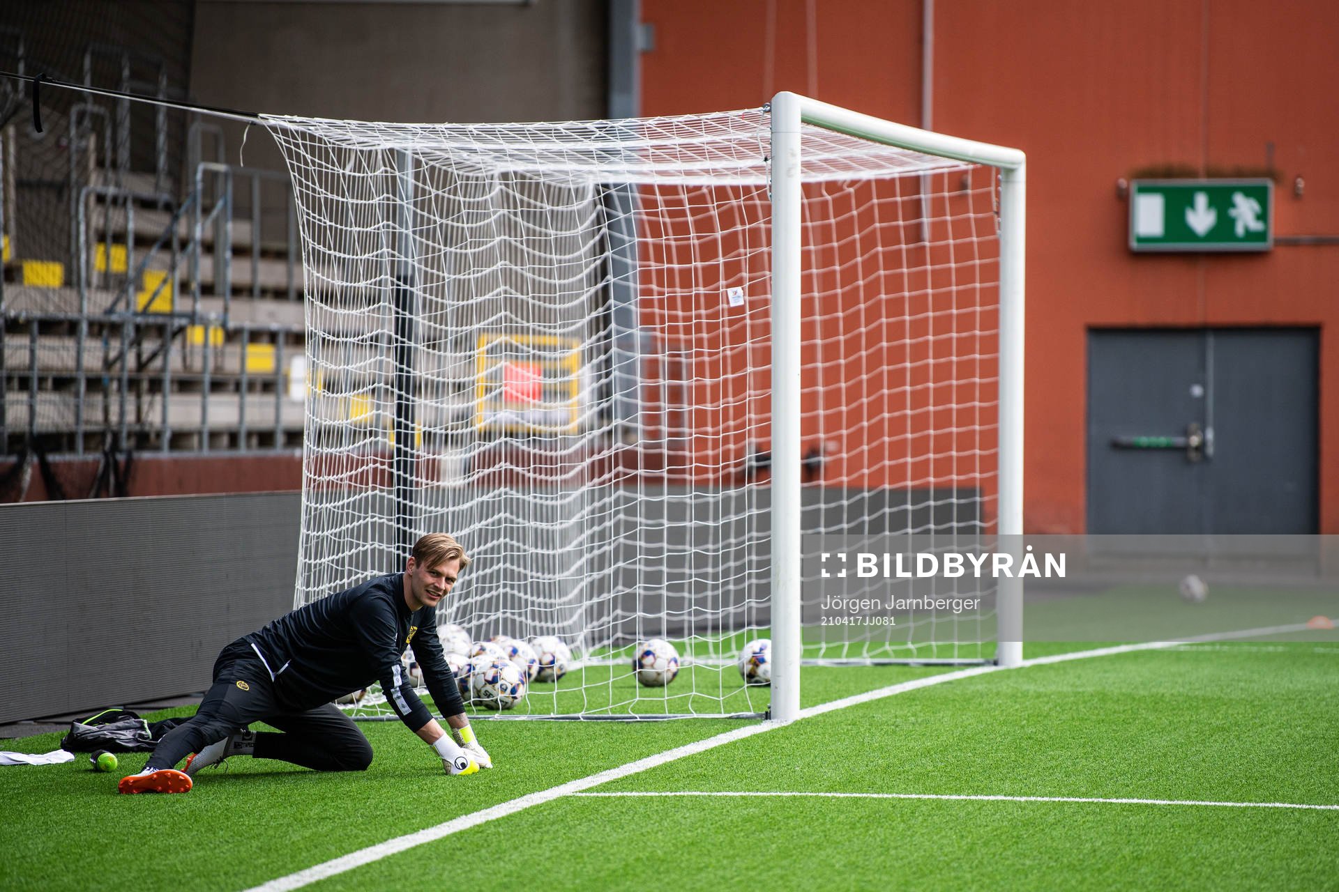 målvakt Simon Andersson under en träning med Elfsborg den 17 april 2021 i Borås. 