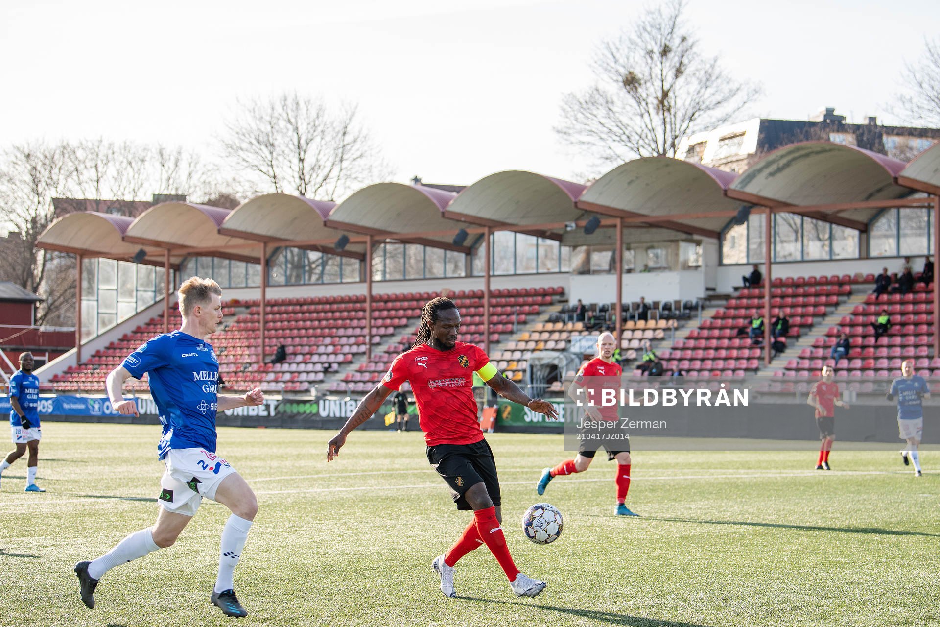 Trelleborgs Fritiof Björkén och Vasalunds Kebba Ceesay