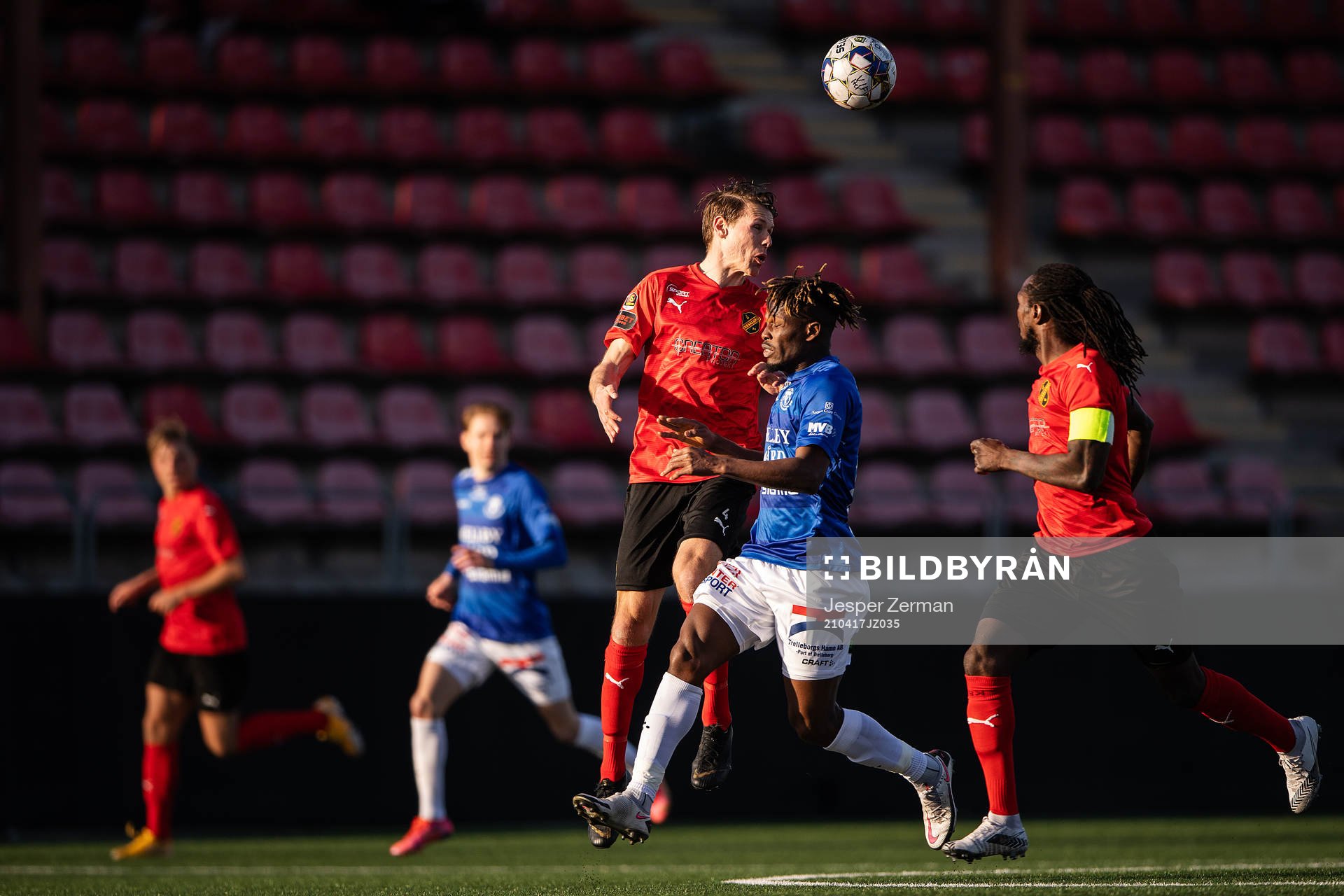 Vasalunds Philip Wiström och Trelleborgs Abdul Fatawu Safiu