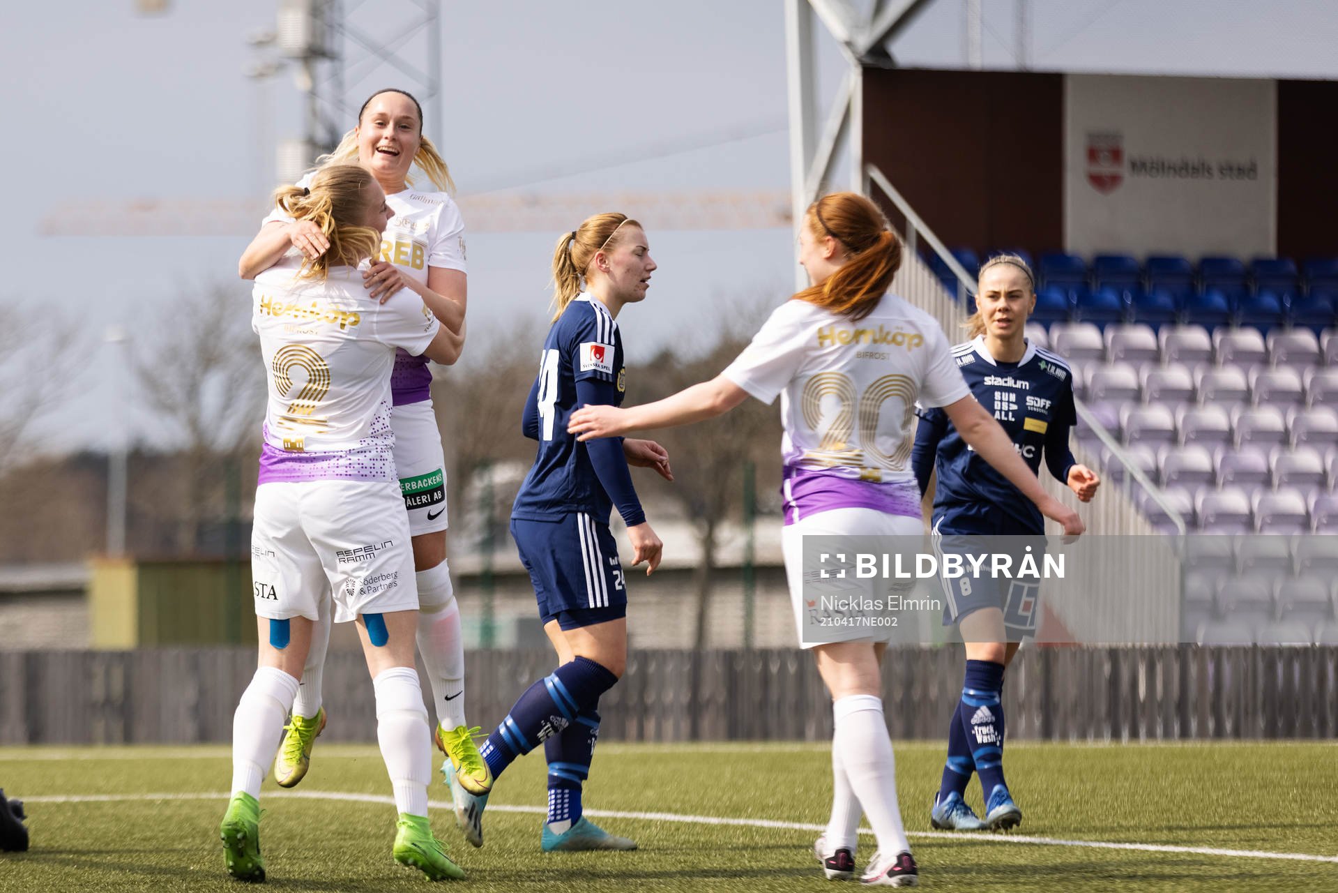 Jitex spelare jublar