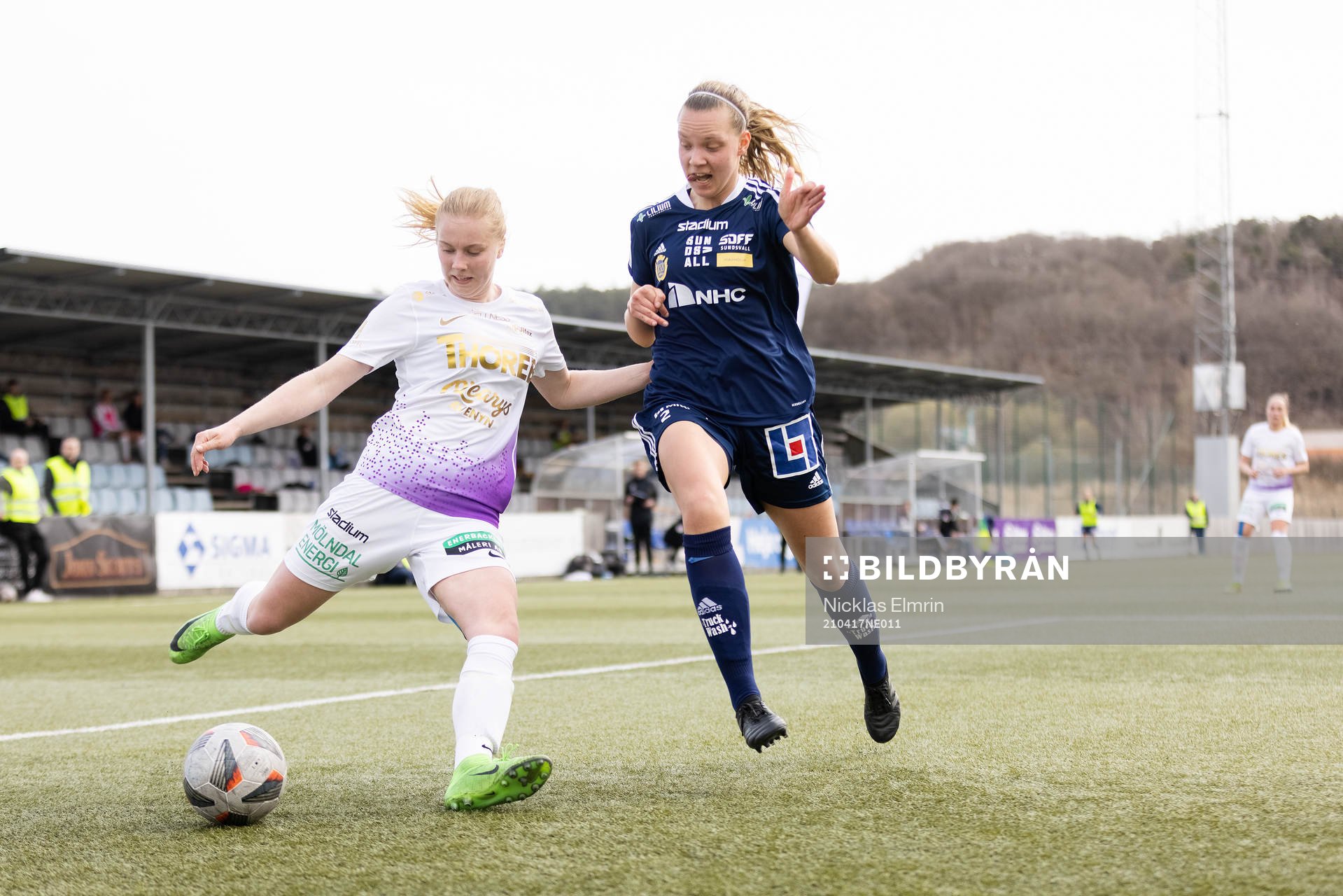 Jitex Elin Palklint och Sundsvalls Juulia Grönlund