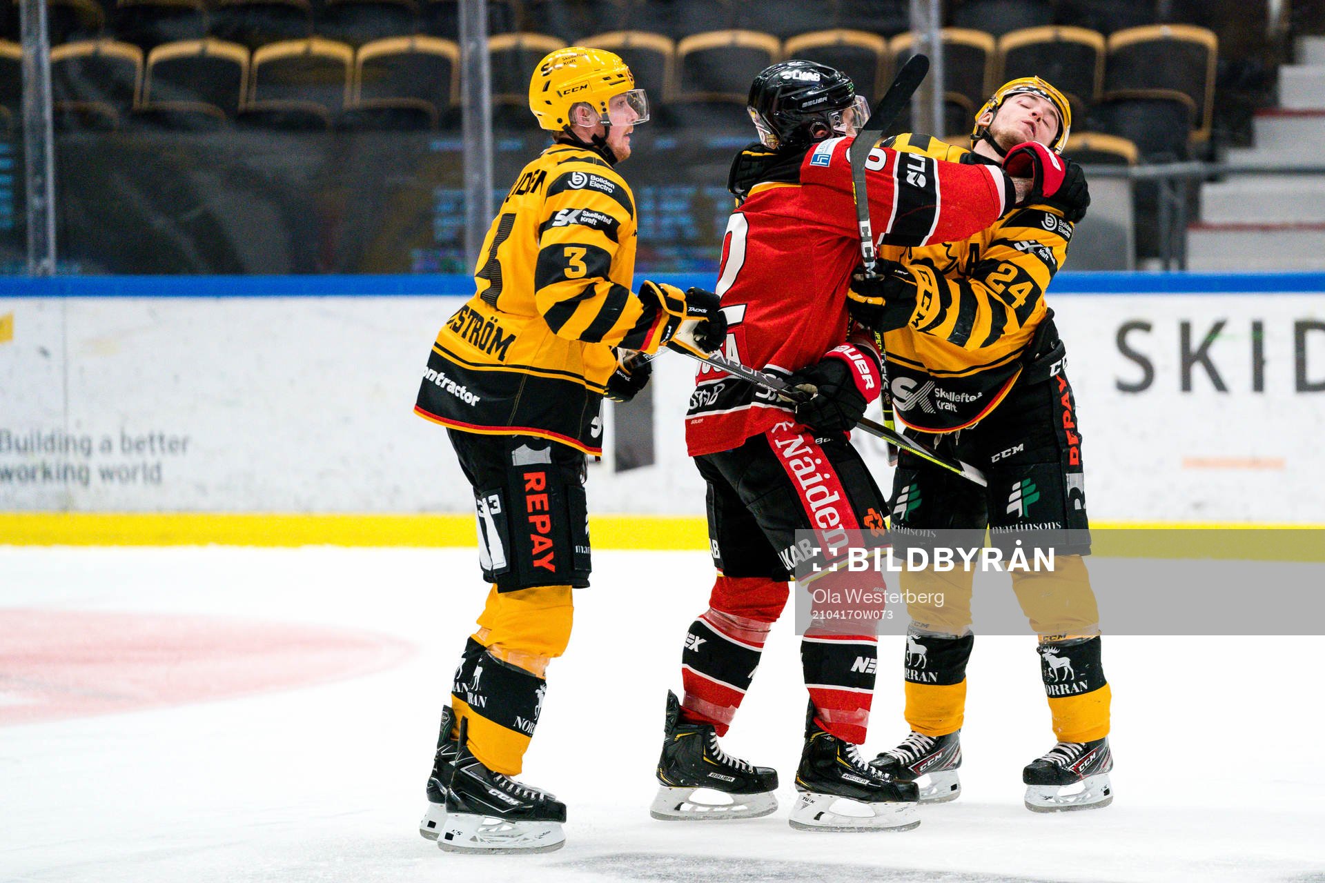 Luleås Chris Desousa och Skellefteås Andreas Wingerli och