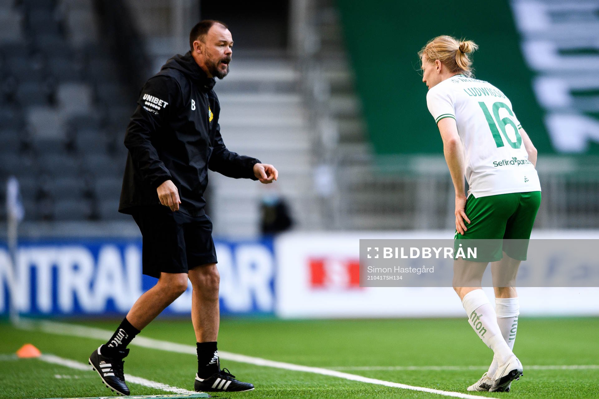 Hammarbys assisterande tränare Joachim Björklund och