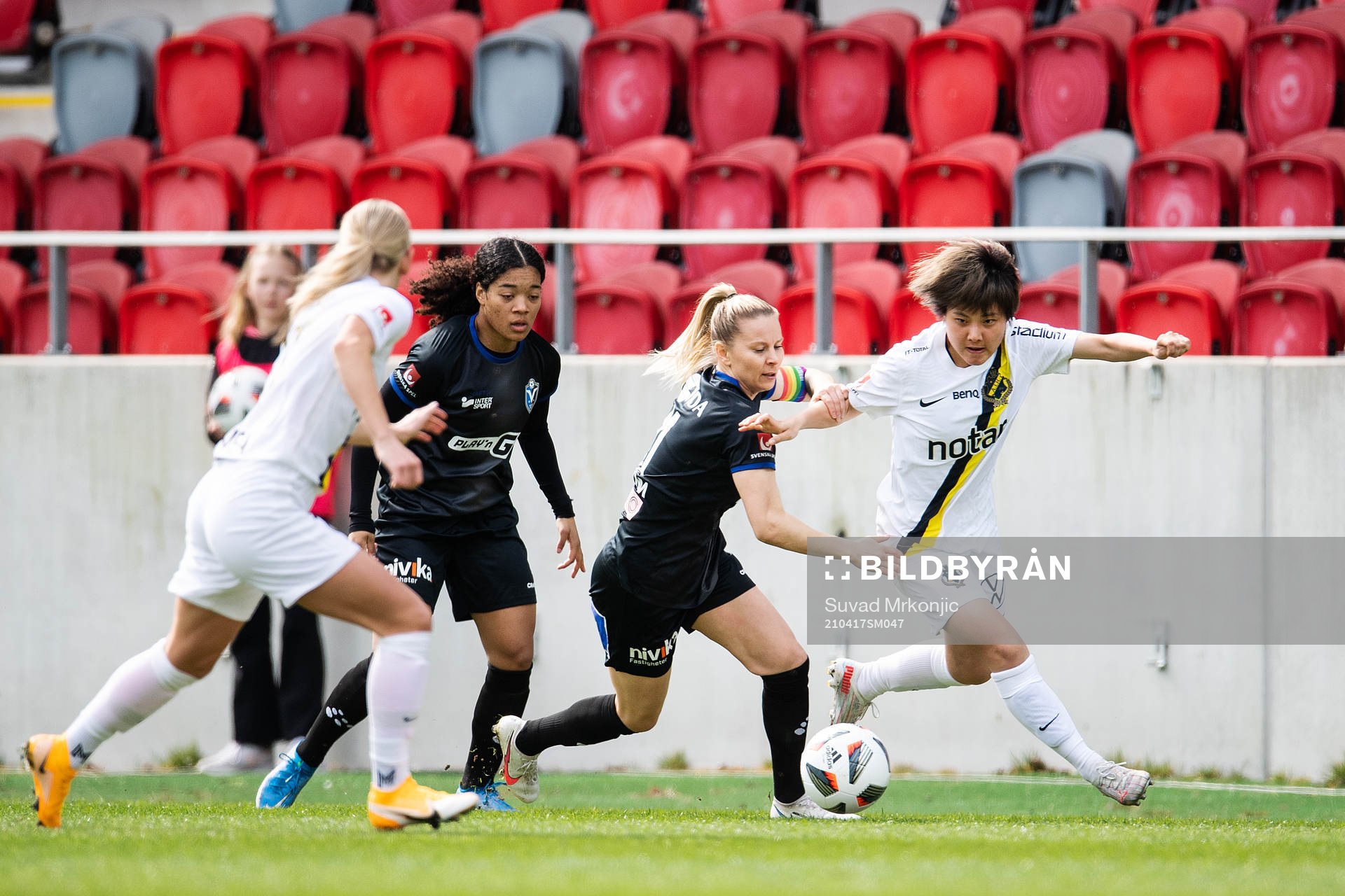 s Honoka Hayashi och Växjös Emmi Alanen