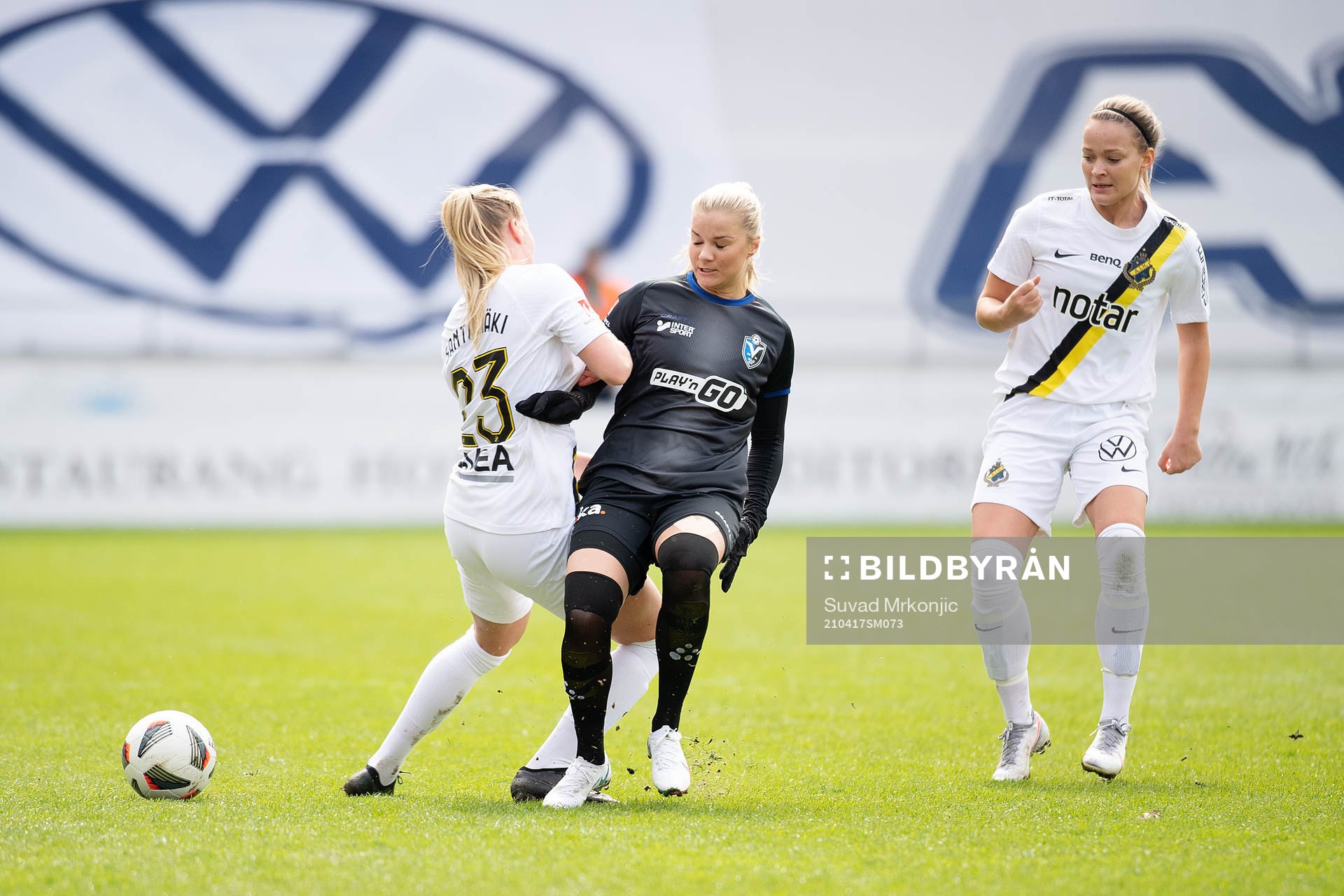 s Emma Santamäki och Växjös Amanda Johnsson Haahr