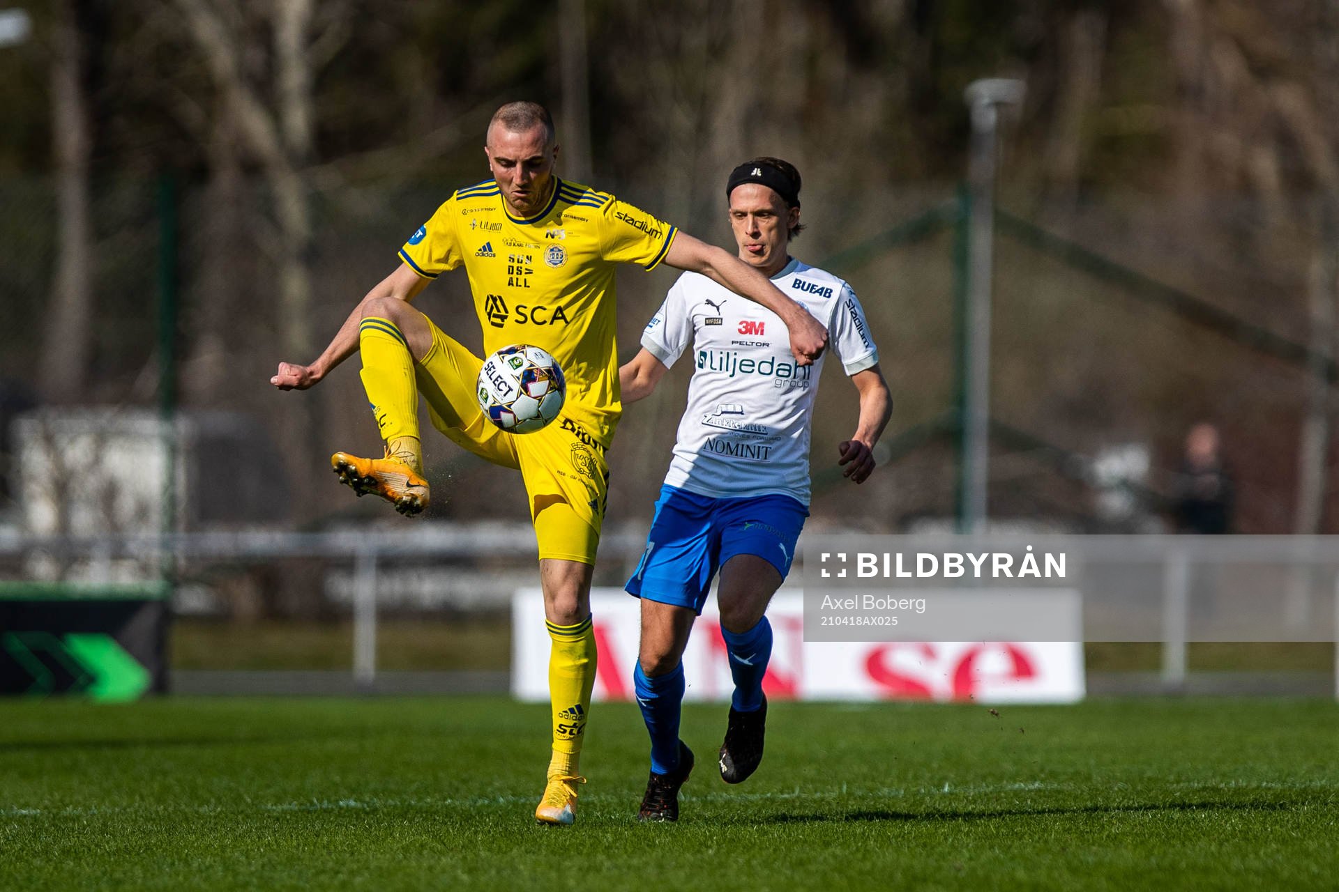 Sundsvalls Dennis Olsson och Värnamos Charlie Vindehall