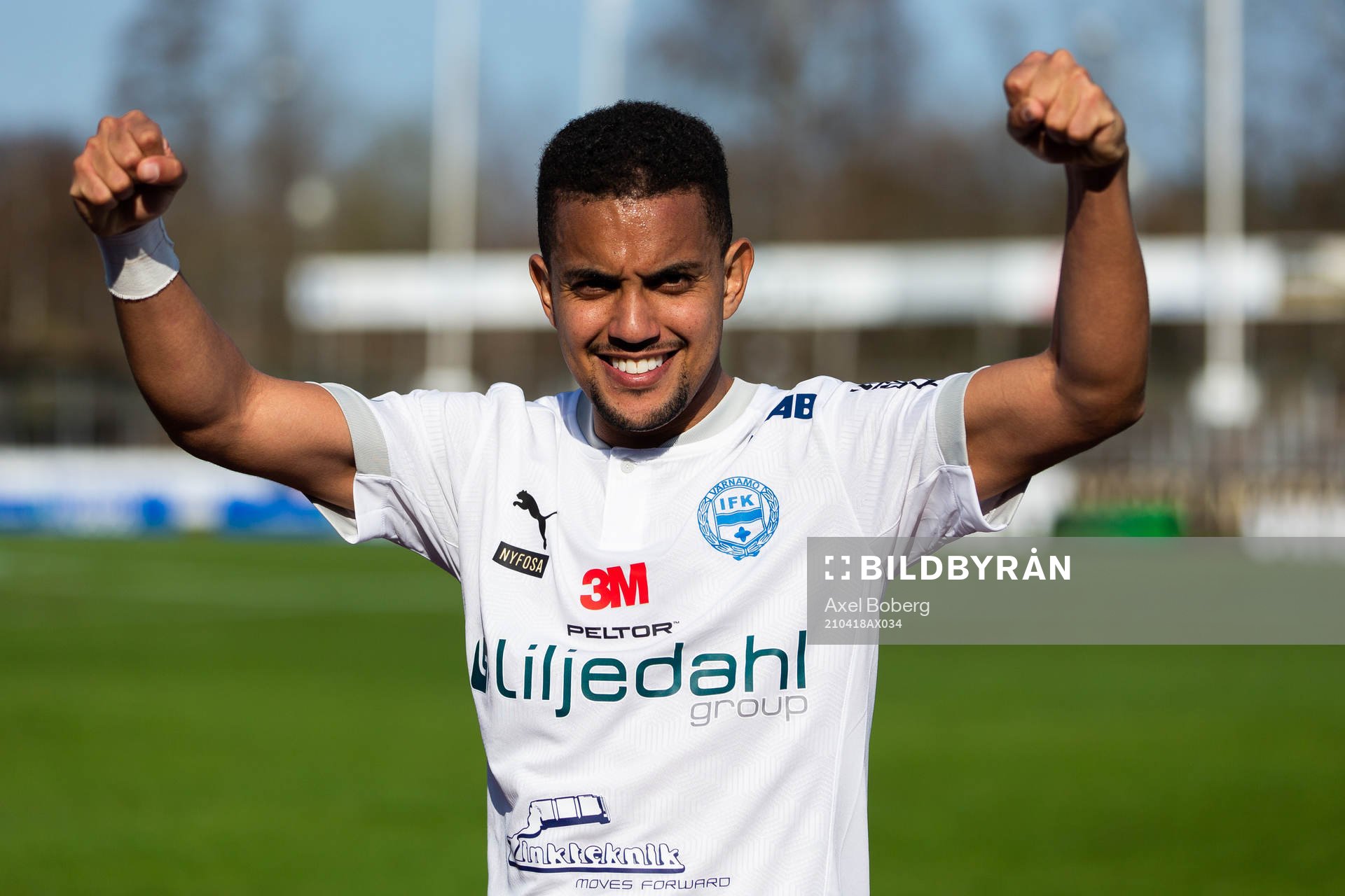 Värnamos Erick Brendon jublar