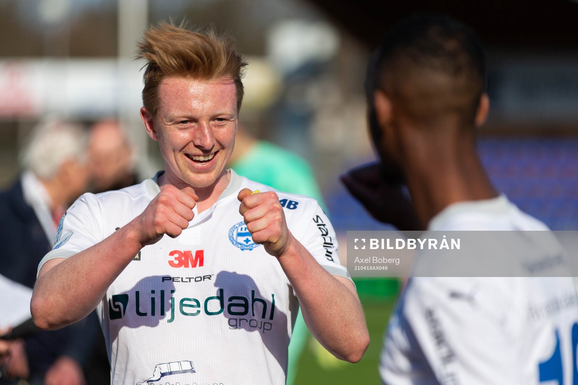 Värnamos Francis de Vries jublar efter fotbollsmatchen i Superettan mellan Värnamo och GIF Sundsvall den 18 april 2021 i Värnamo. 