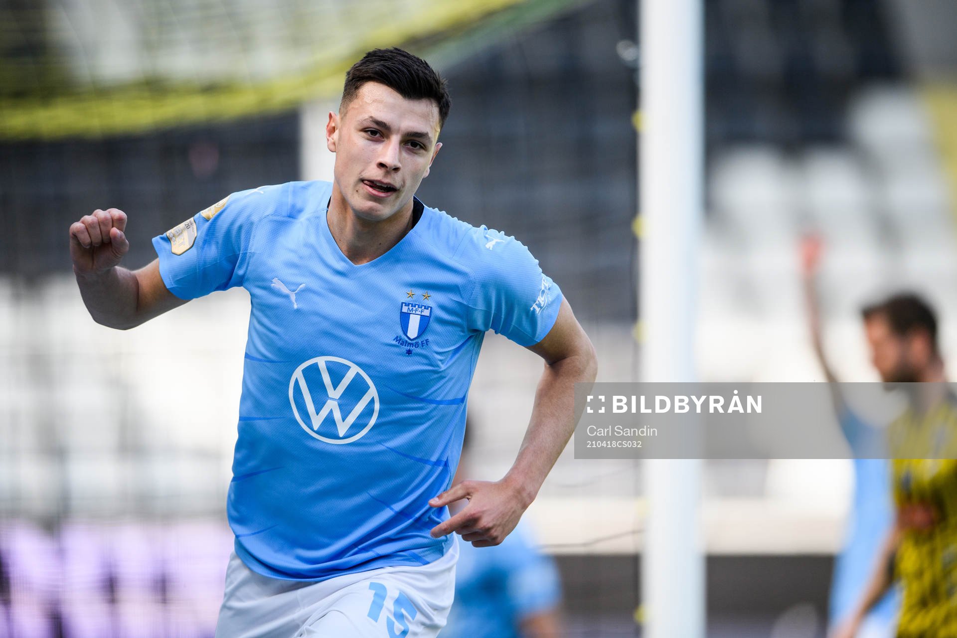 Malmö FFs Anel Ahmedhodzic jublar efter 0-1 under fotbollsmatchen i Allsvenskan mellan Häcken och Malmö FF den 18 april 2021 i Göteborg. 