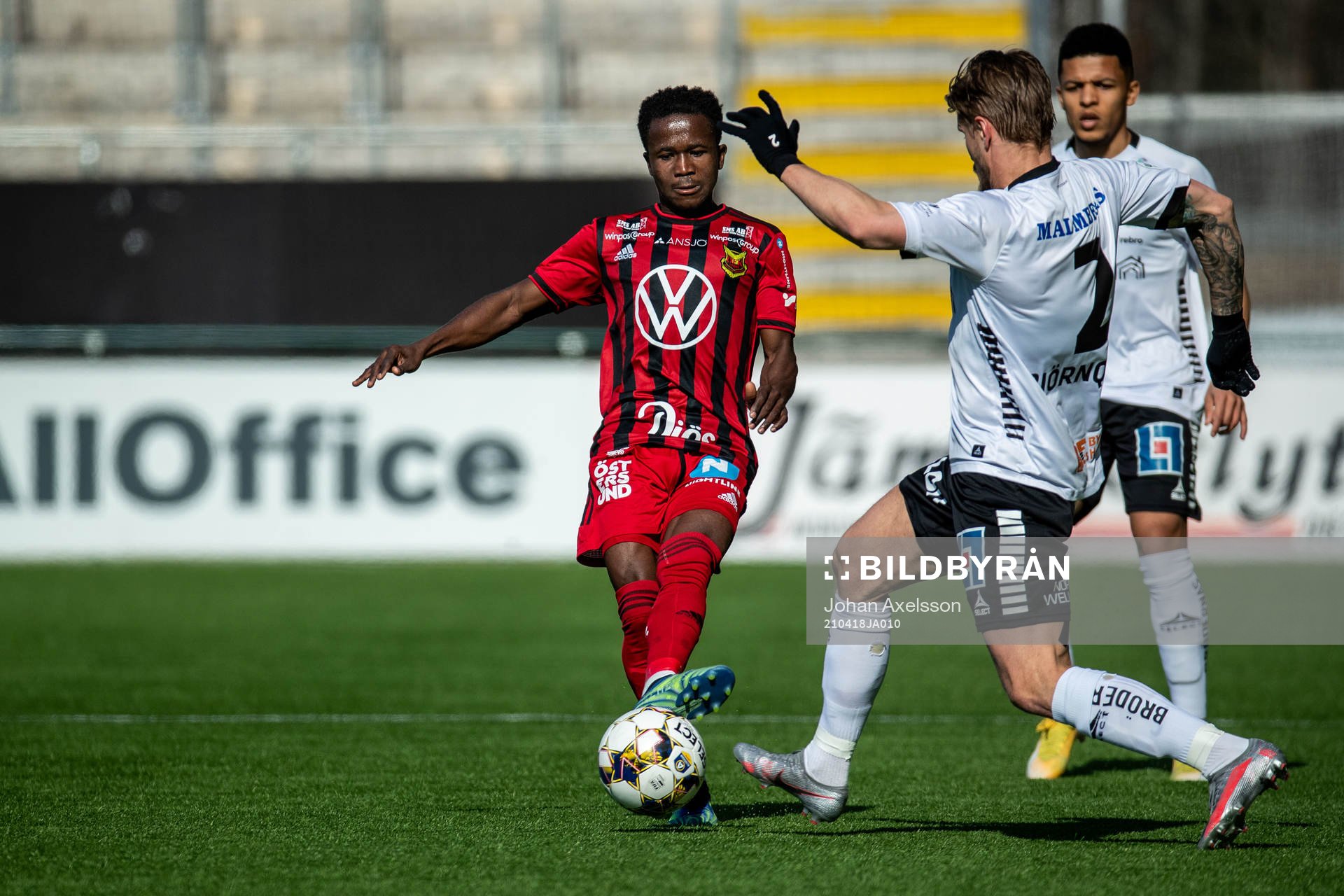 Östersunds Frank Arhin och Örebros Daniel Björnkvist