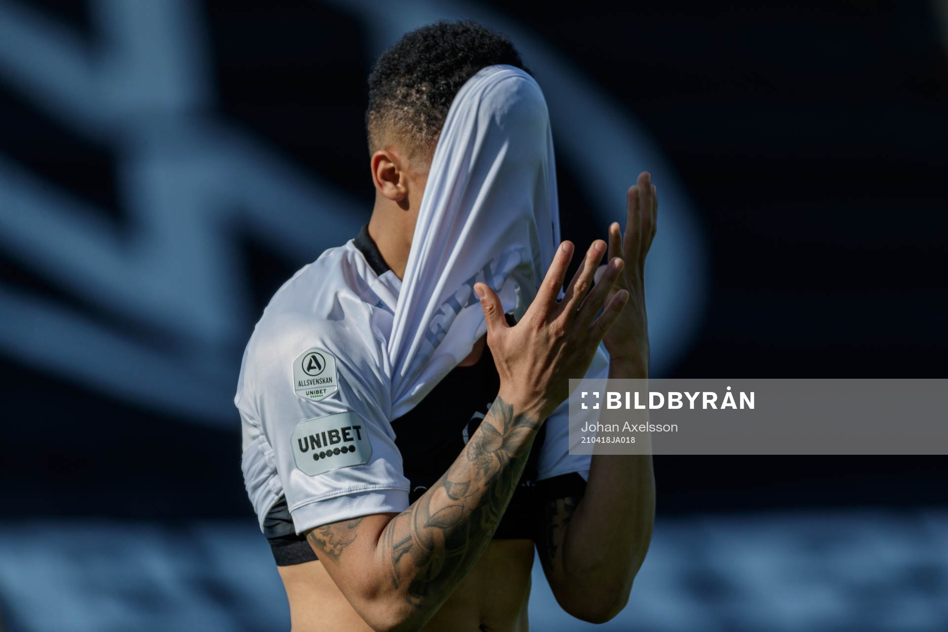 Örebros Romain Gall deppar