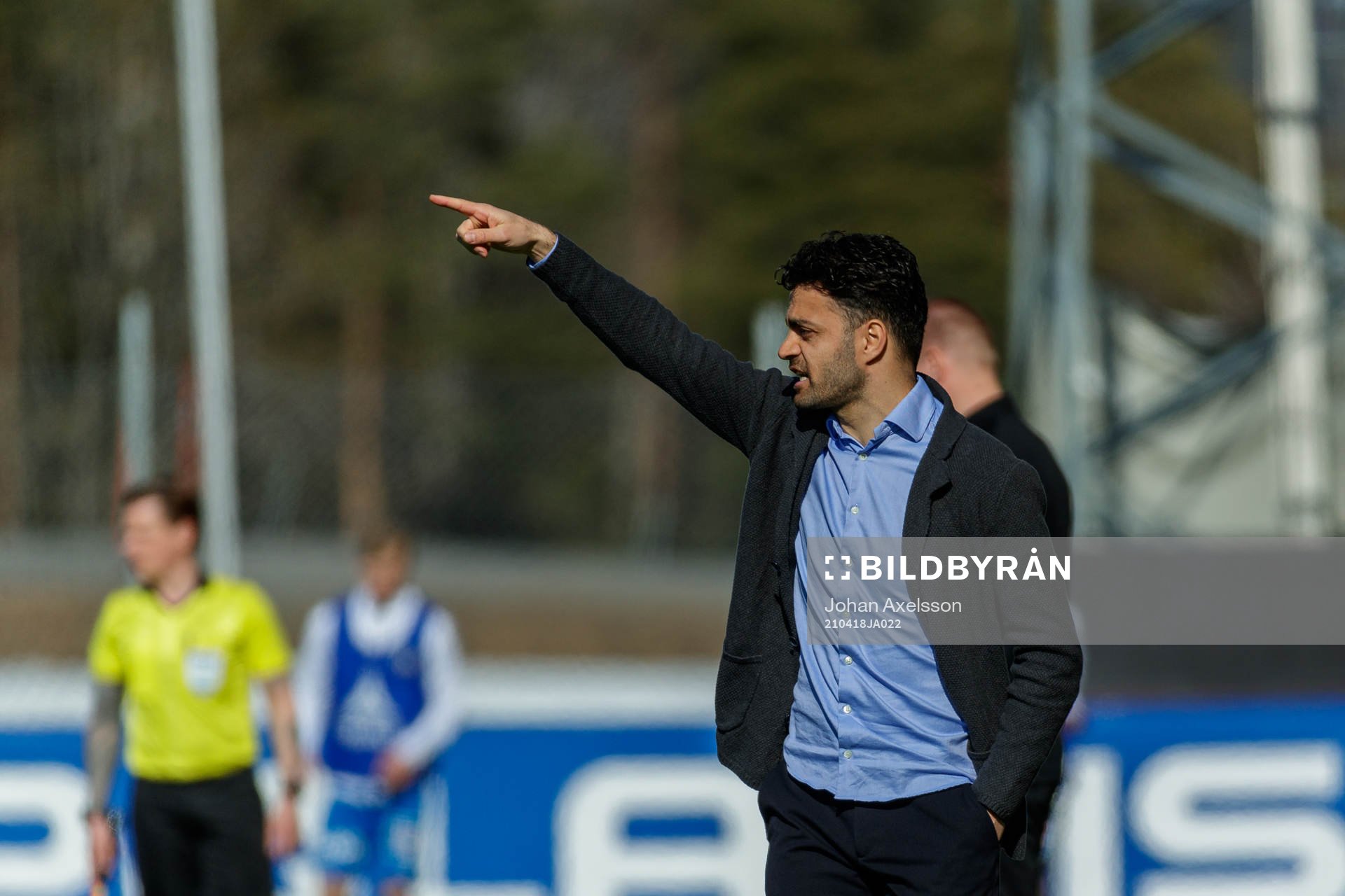 Östersunds tränare Amir Azrafshan