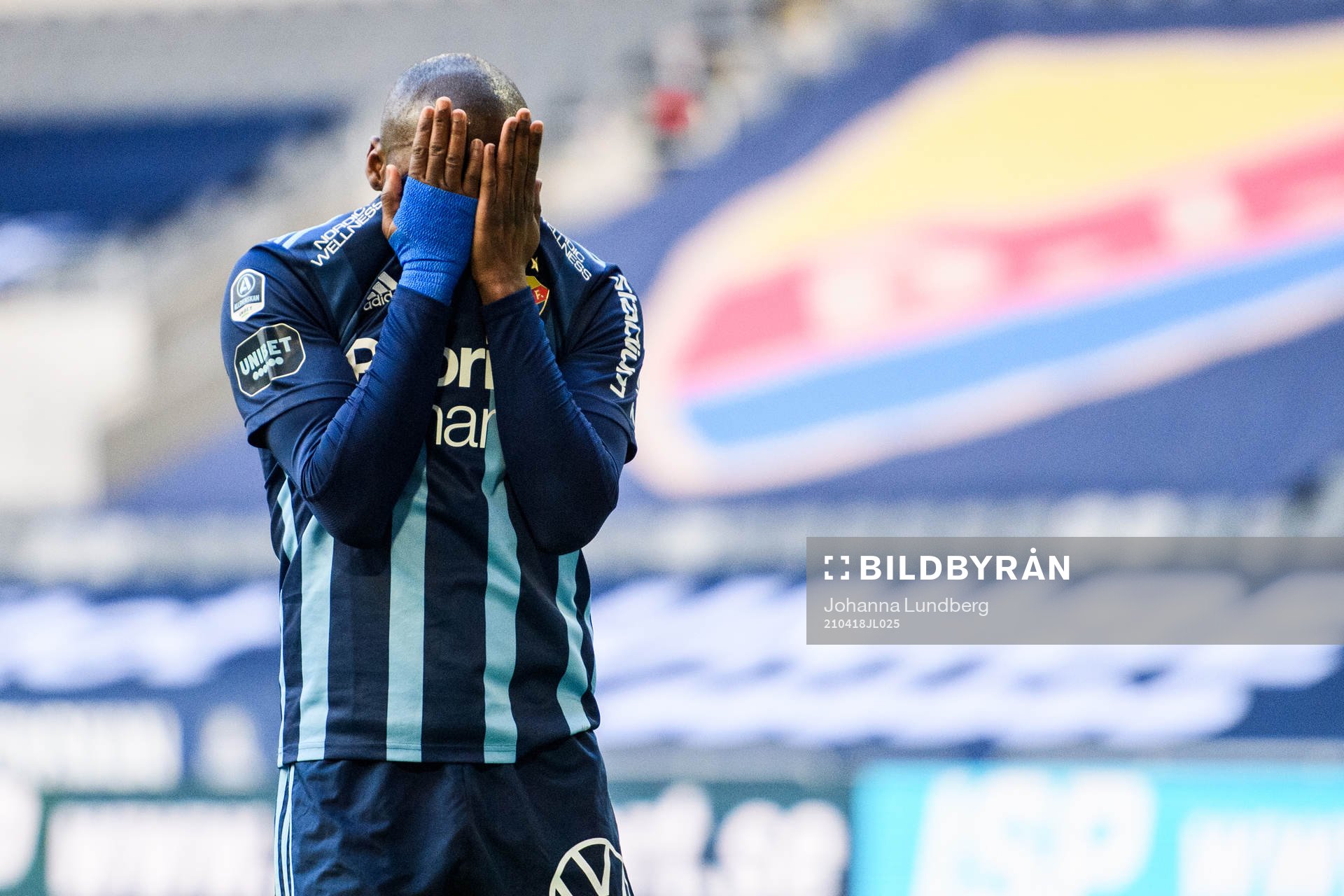 Djurgårdens Edward Chilufya deppar